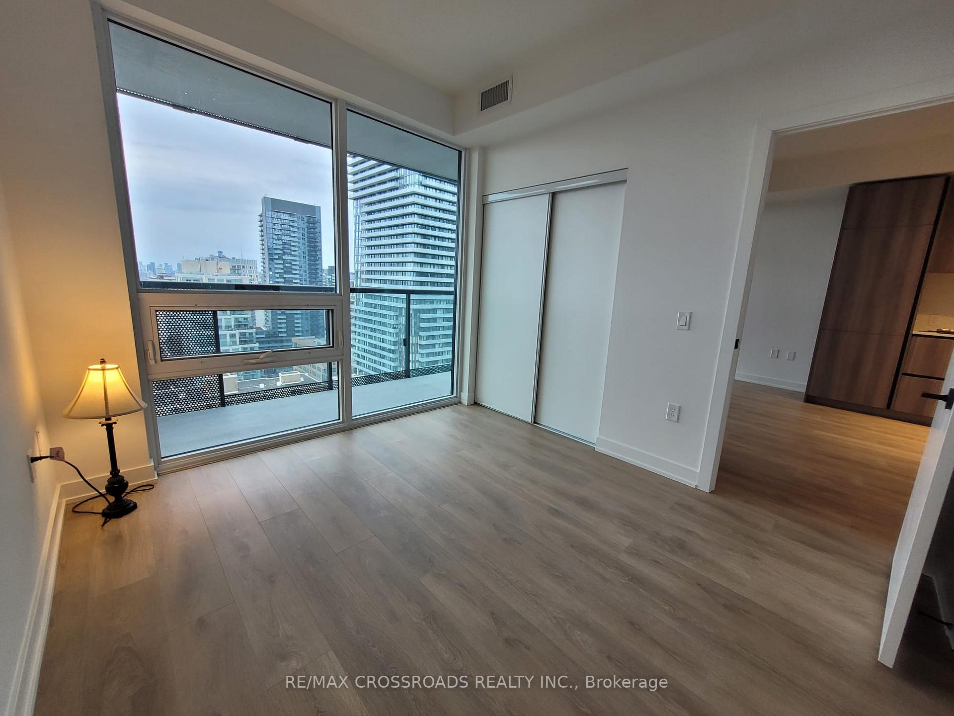 Photo 7 of Unit 2213, 127 Broadway Avenue, Toronto, Mount Pleasant West — HOMEH