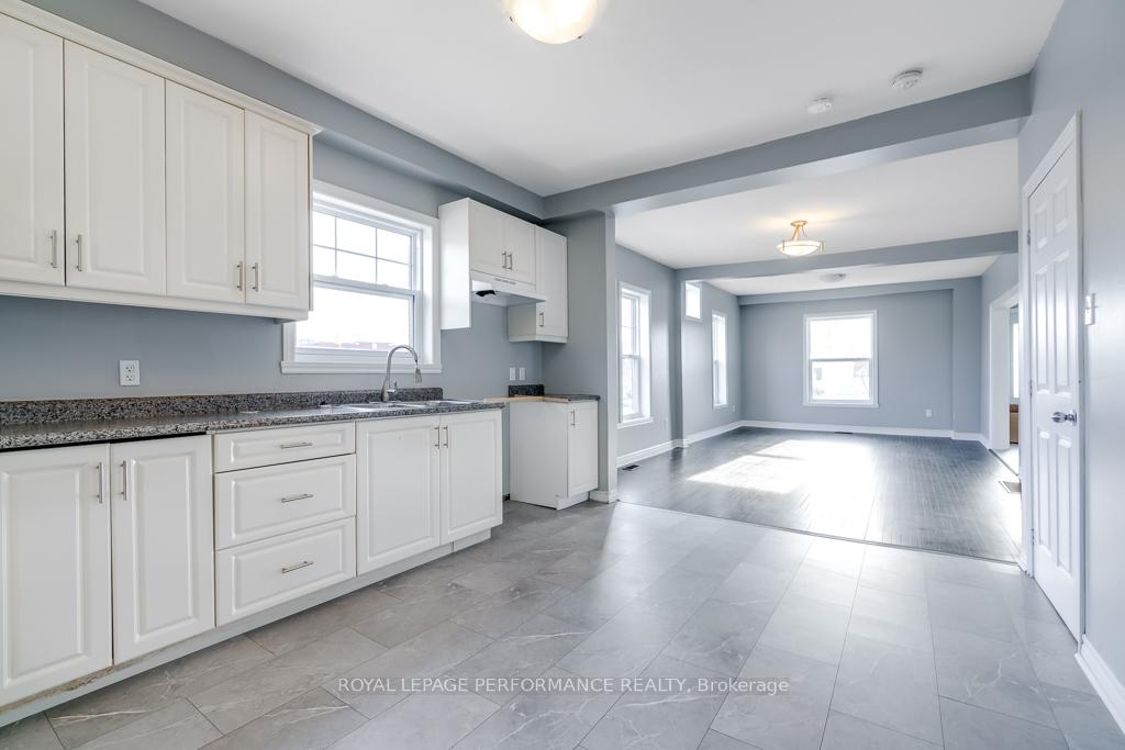 Photo 4 of 213 Cumberland Street, Cornwall — HOMEH