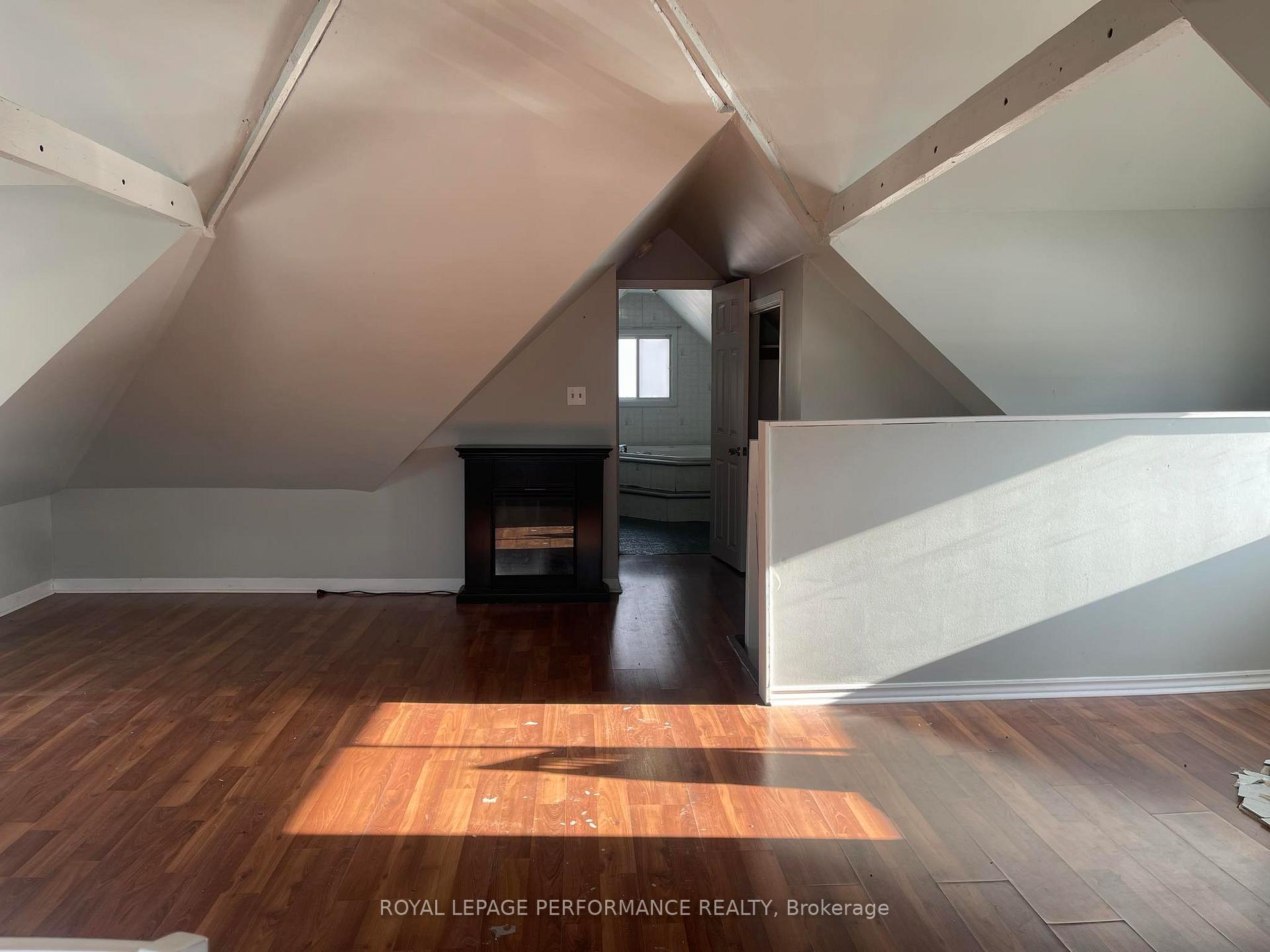 Photo 14 of 213 Cumberland Street, Cornwall — HOMEH