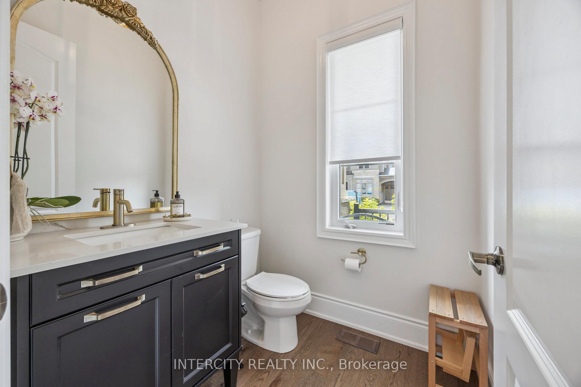 Photo 10 of 8 Larkin Avenue, King, Nobleton — HOMEH