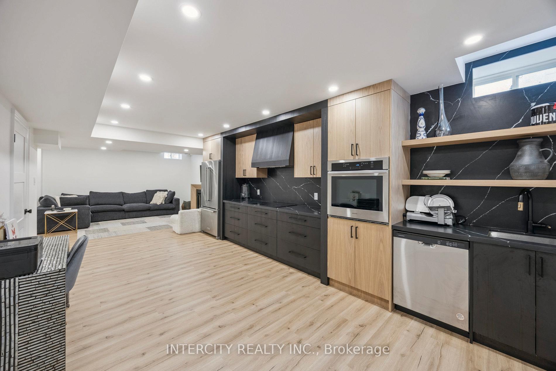 Photo 29 of 8 Larkin Avenue, King, Nobleton — HOMEH