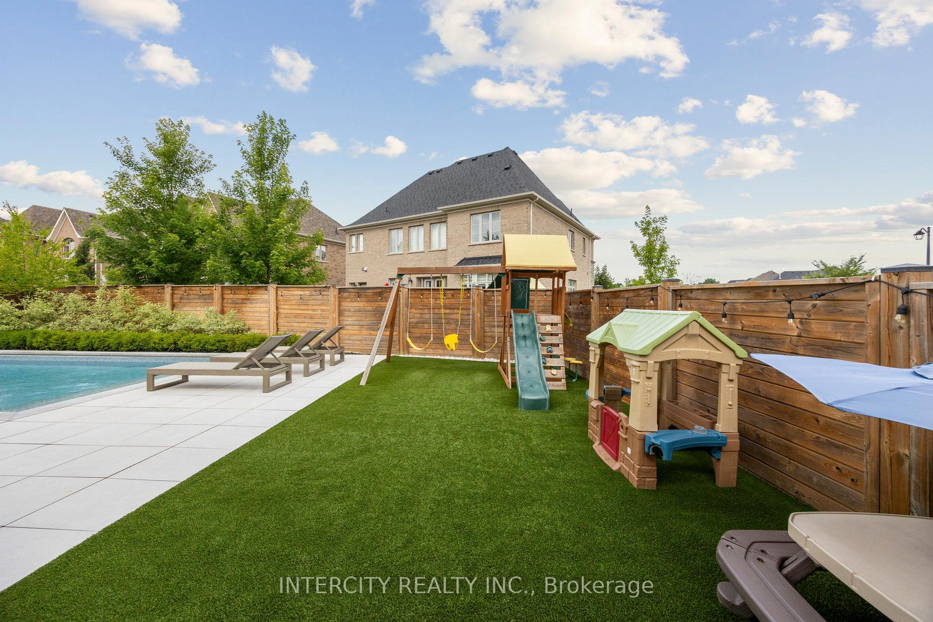 Photo 44 of 8 Larkin Avenue, King, Nobleton — HOMEH