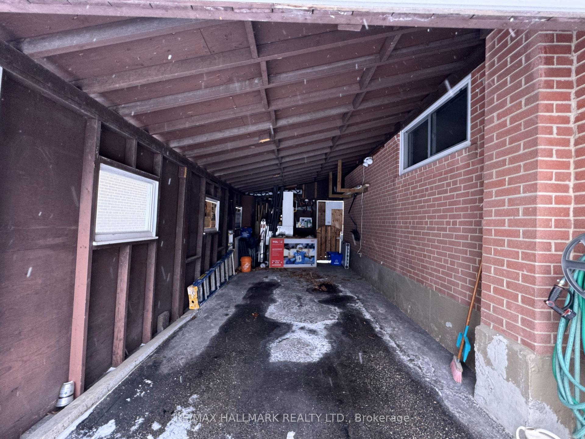 Photo 8 of Unit #Main Floor, 6 Bailey Crescent, Aurora, Aurora Highlands — HOMEH