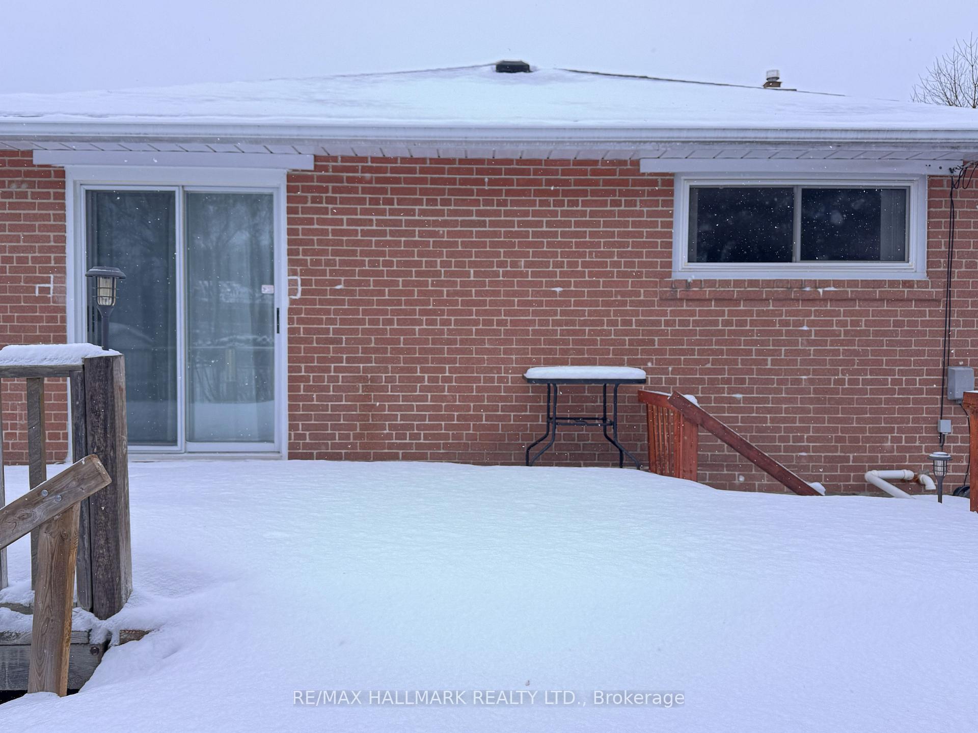 Photo 24 of Unit #Main Floor, 6 Bailey Crescent, Aurora, Aurora Highlands — HOMEH