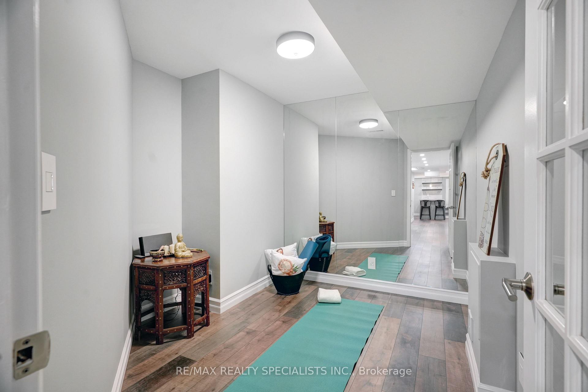 Photo 15 of 104 Earlsbridge Boulevard, Brampton, Fletcher's Meadow — HOMEH