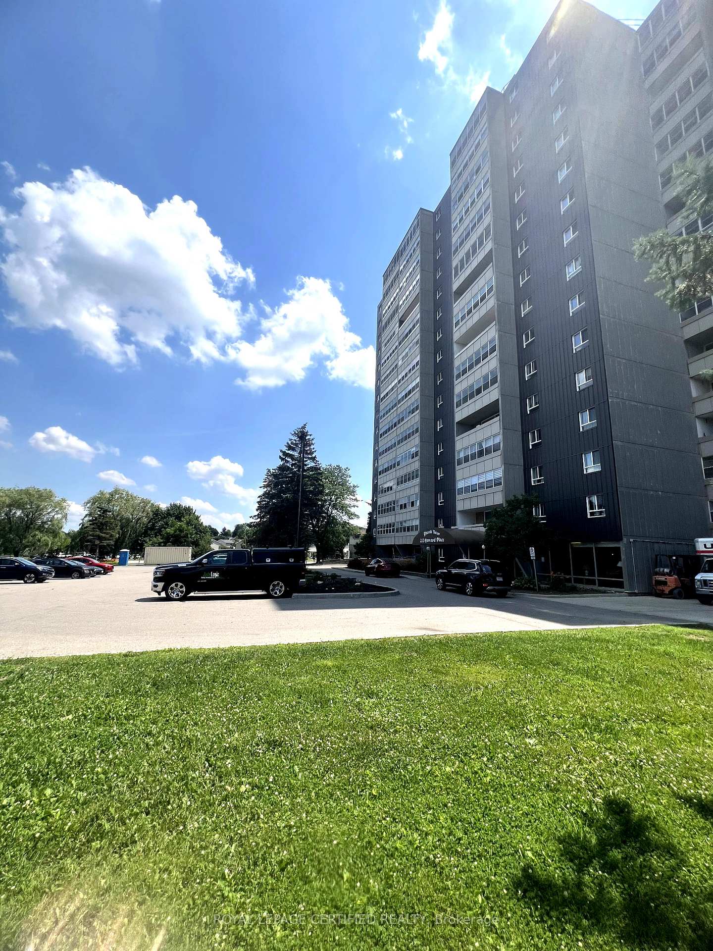 Photo 9 of Unit 02, 225 Harvard Place, Waterloo — HOMEH