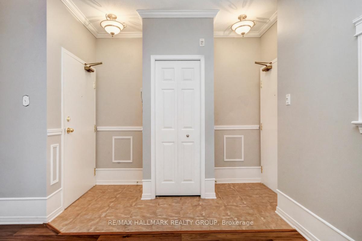 Photo 6 of Unit 4, 50 Briargate, Ottawa, Springridge/East Village — HOMEH