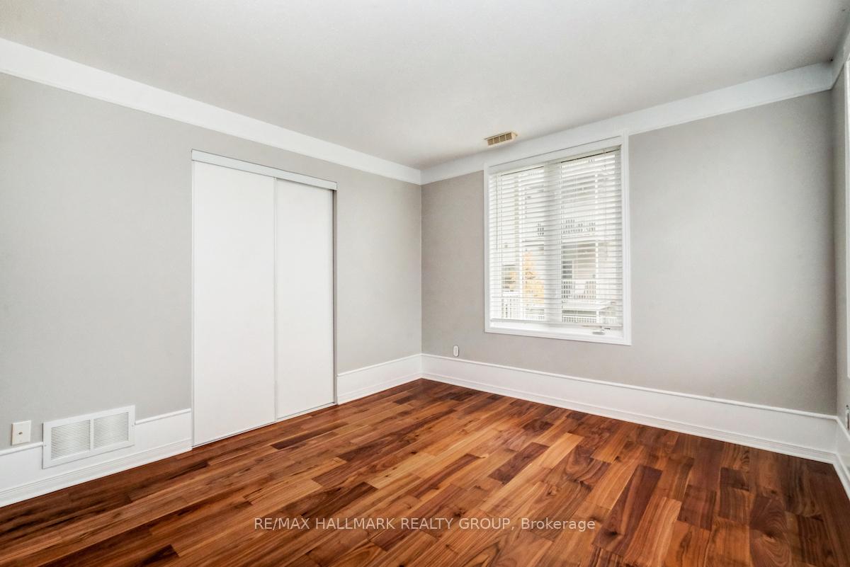 Photo 25 of Unit 4, 50 Briargate, Ottawa, Springridge/East Village — HOMEH