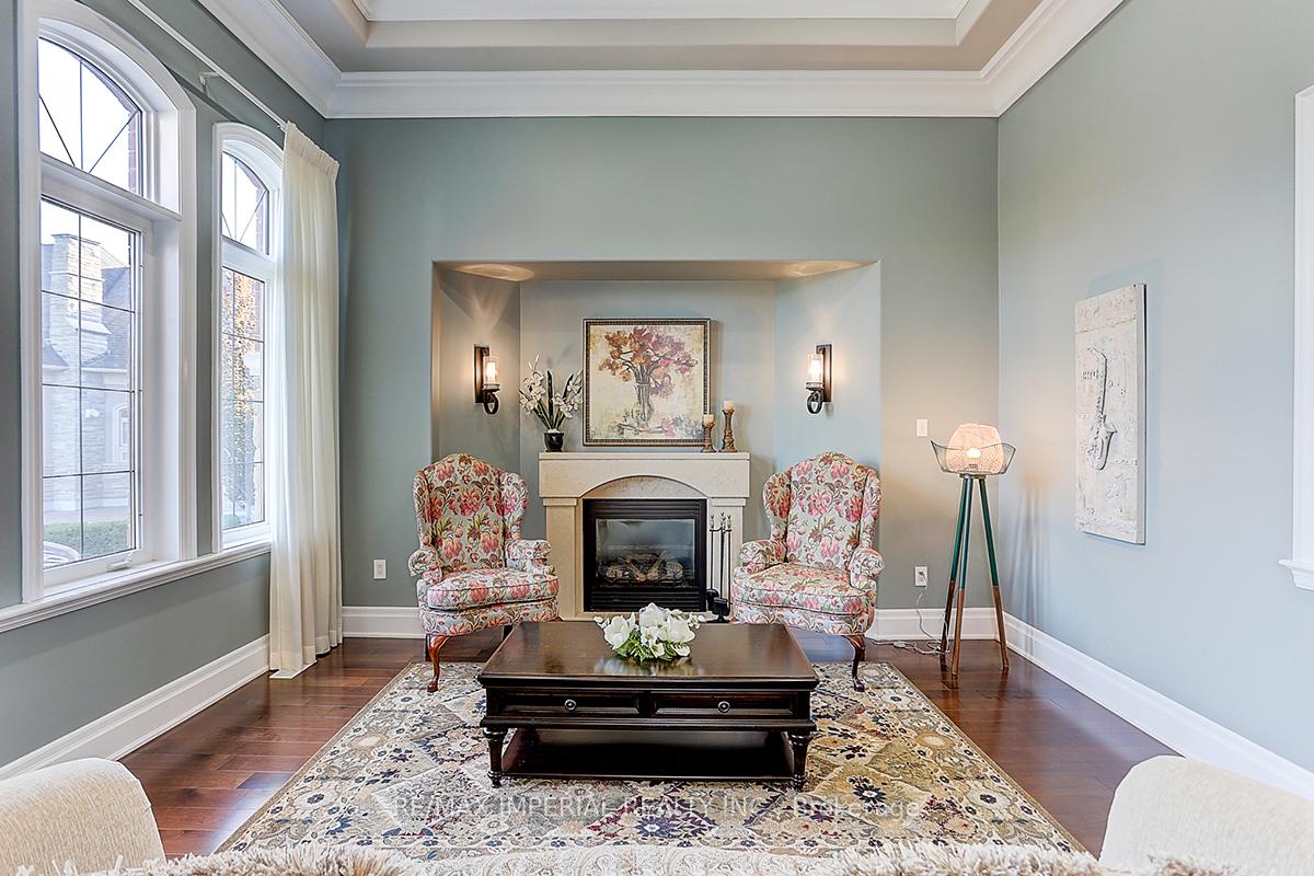 Photo 10 of 39 Fiorello Court, Vaughan, Vellore Village — HOMEH