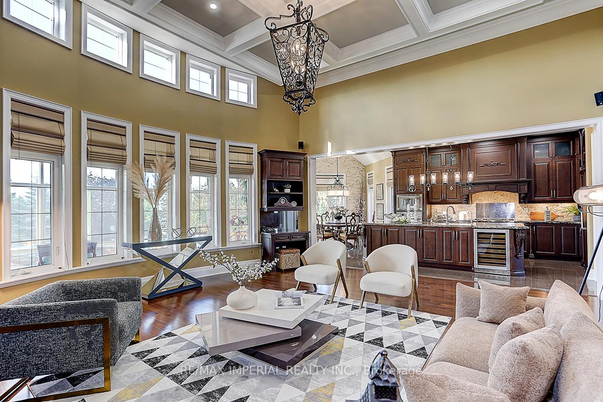 Photo 26 of 39 Fiorello Court, Vaughan, Vellore Village — HOMEH