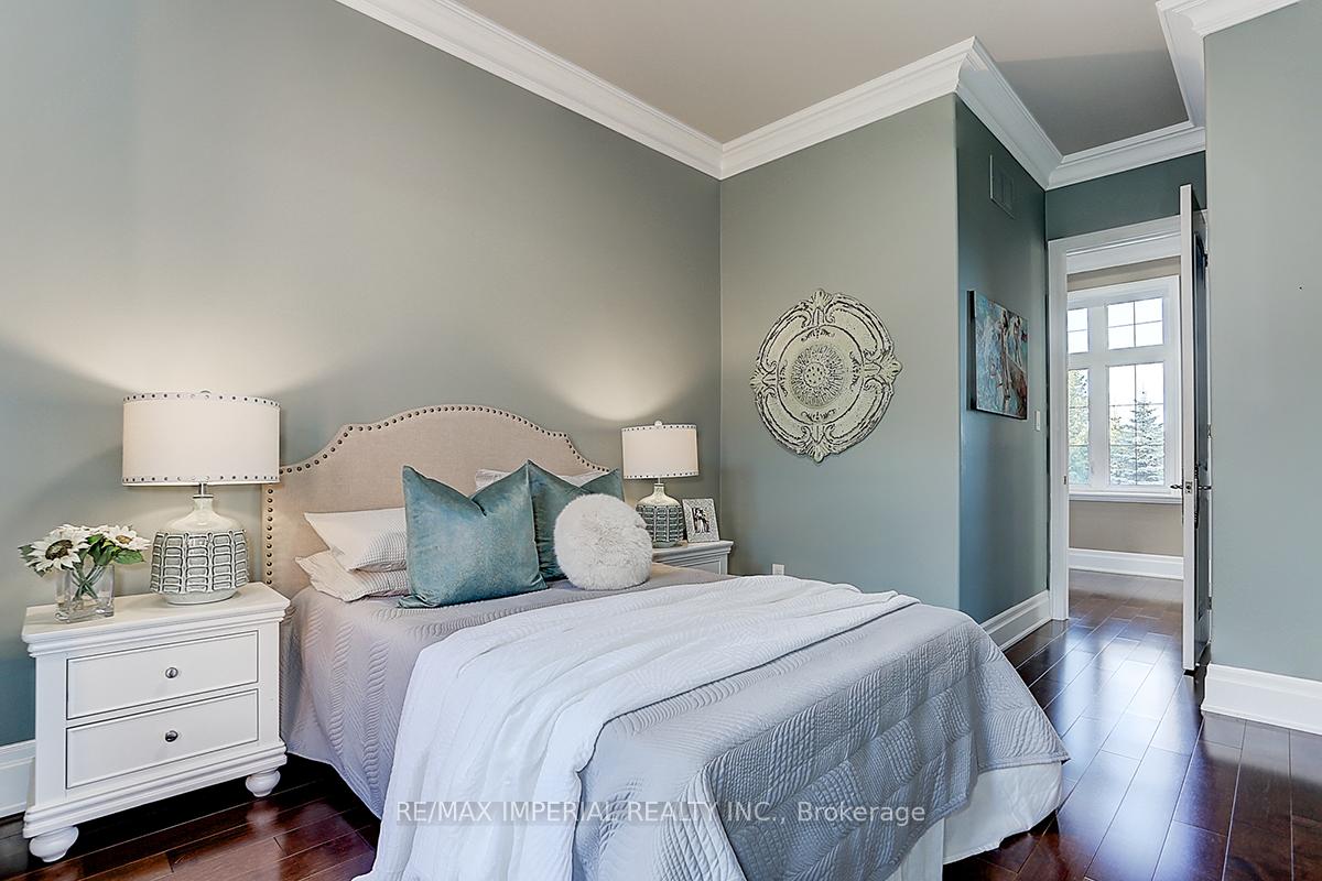 Photo 19 of 39 Fiorello Court, Vaughan, Vellore Village — HOMEH