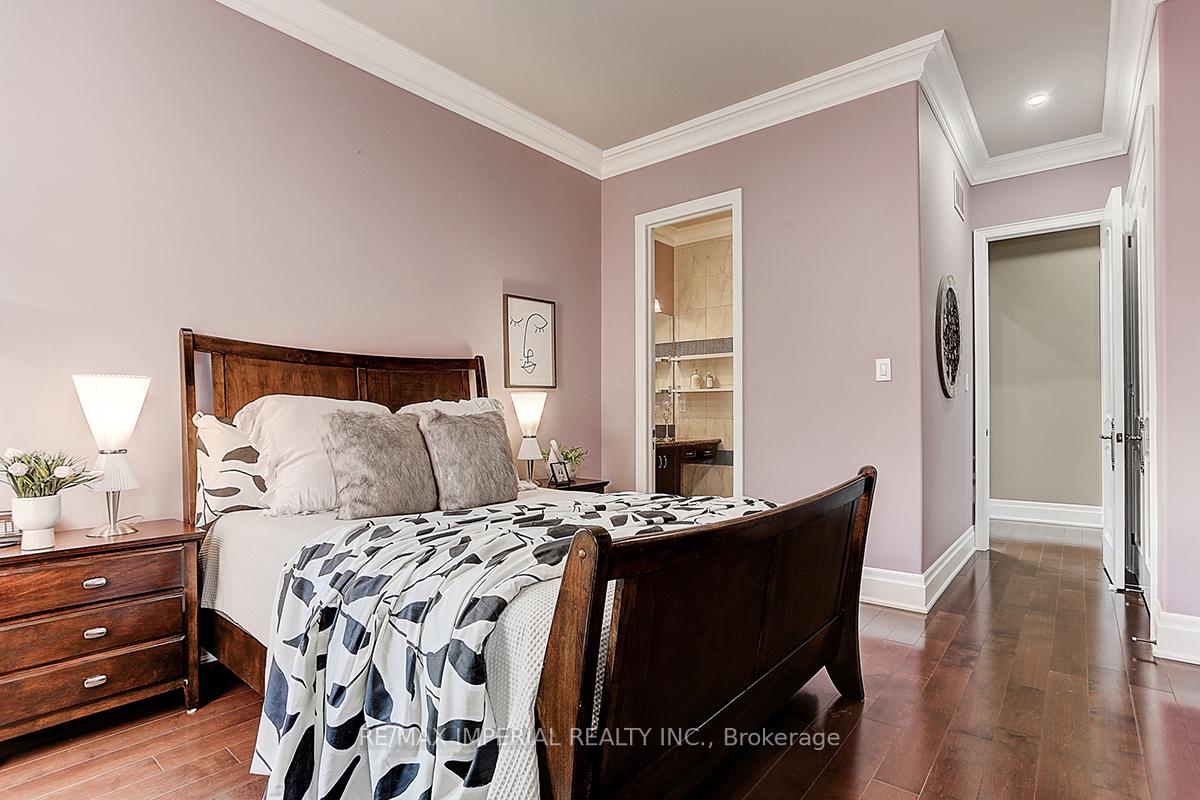 Photo 29 of 39 Fiorello Court, Vaughan, Vellore Village — HOMEH