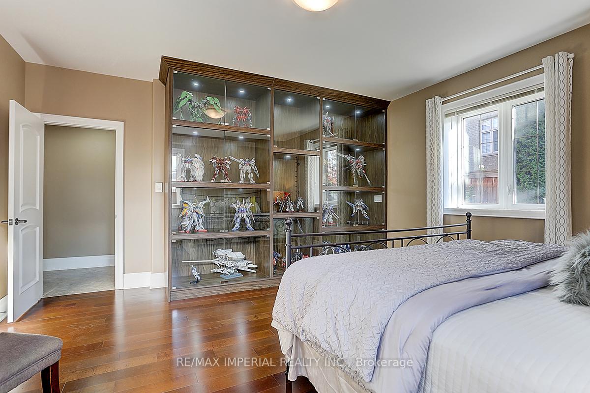 Photo 35 of 39 Fiorello Court, Vaughan, Vellore Village — HOMEH