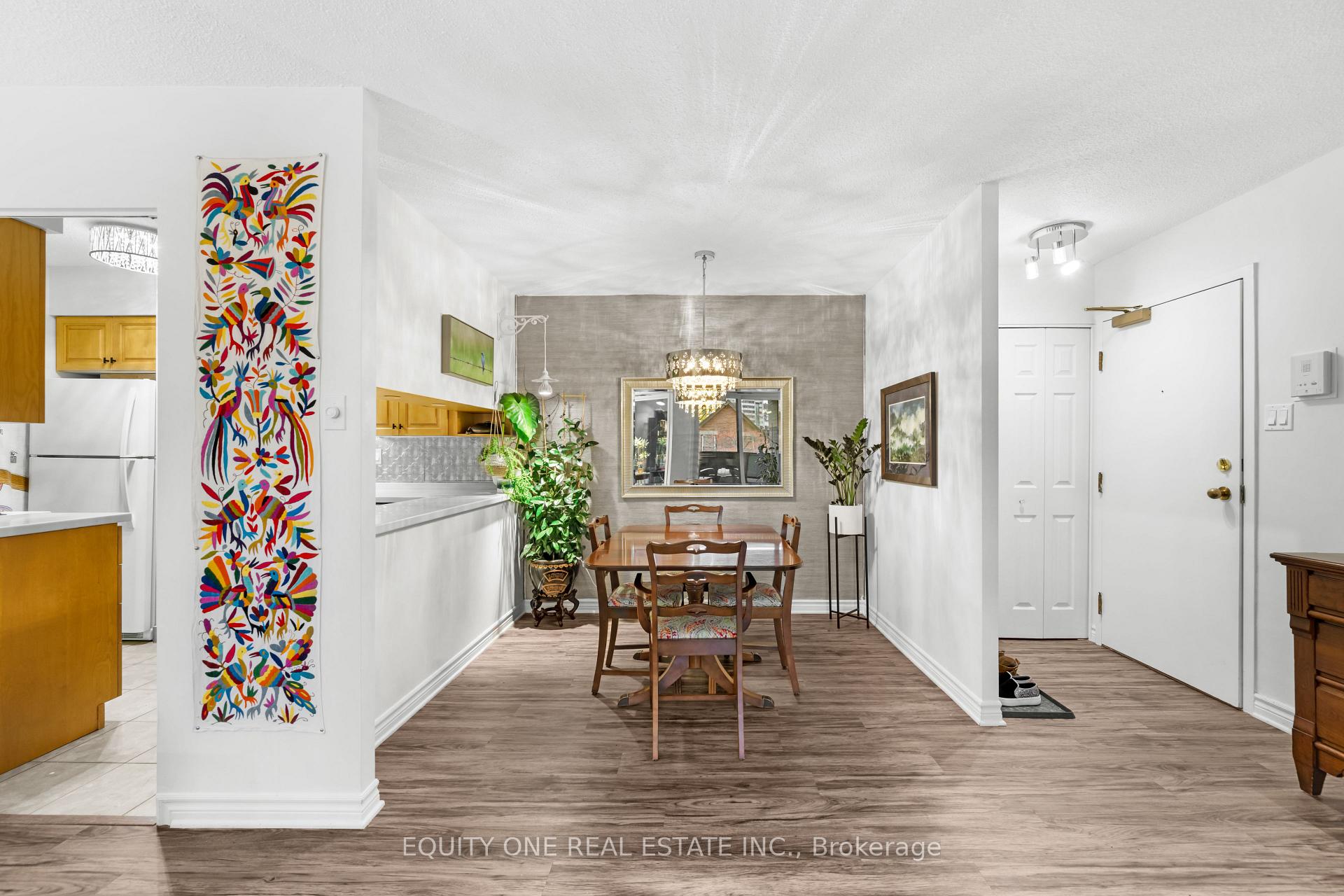 Photo 4 of Unit 2b, 142 Waverley Street, Ottawa, Ottawa Centre/Golden Triangle — HOMEH