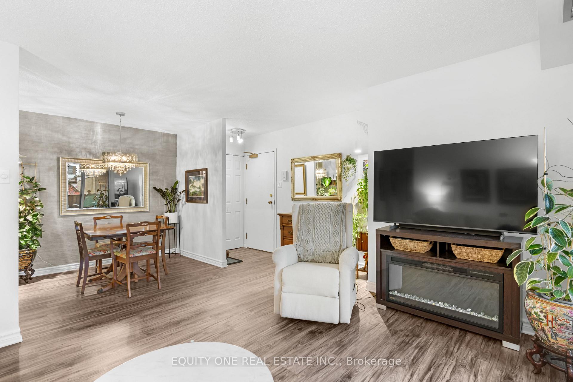 Photo 5 of Unit 2b, 142 Waverley Street, Ottawa, Ottawa Centre/Golden Triangle — HOMEH