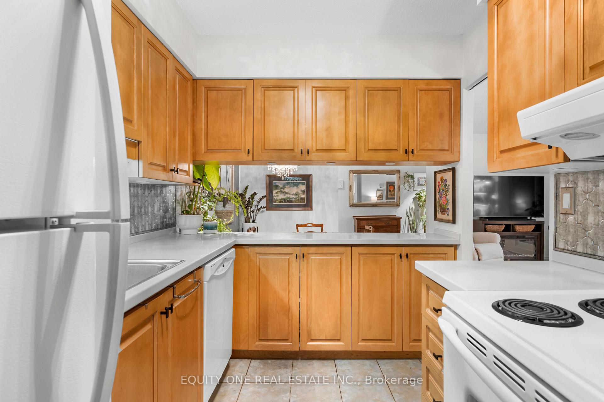 Photo 11 of Unit 2b, 142 Waverley Street, Ottawa, Ottawa Centre/Golden Triangle — HOMEH