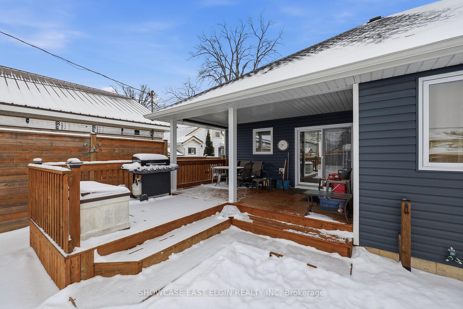 Photo 4 of 271 Sydenham Street E, Aylmer — HOMEH