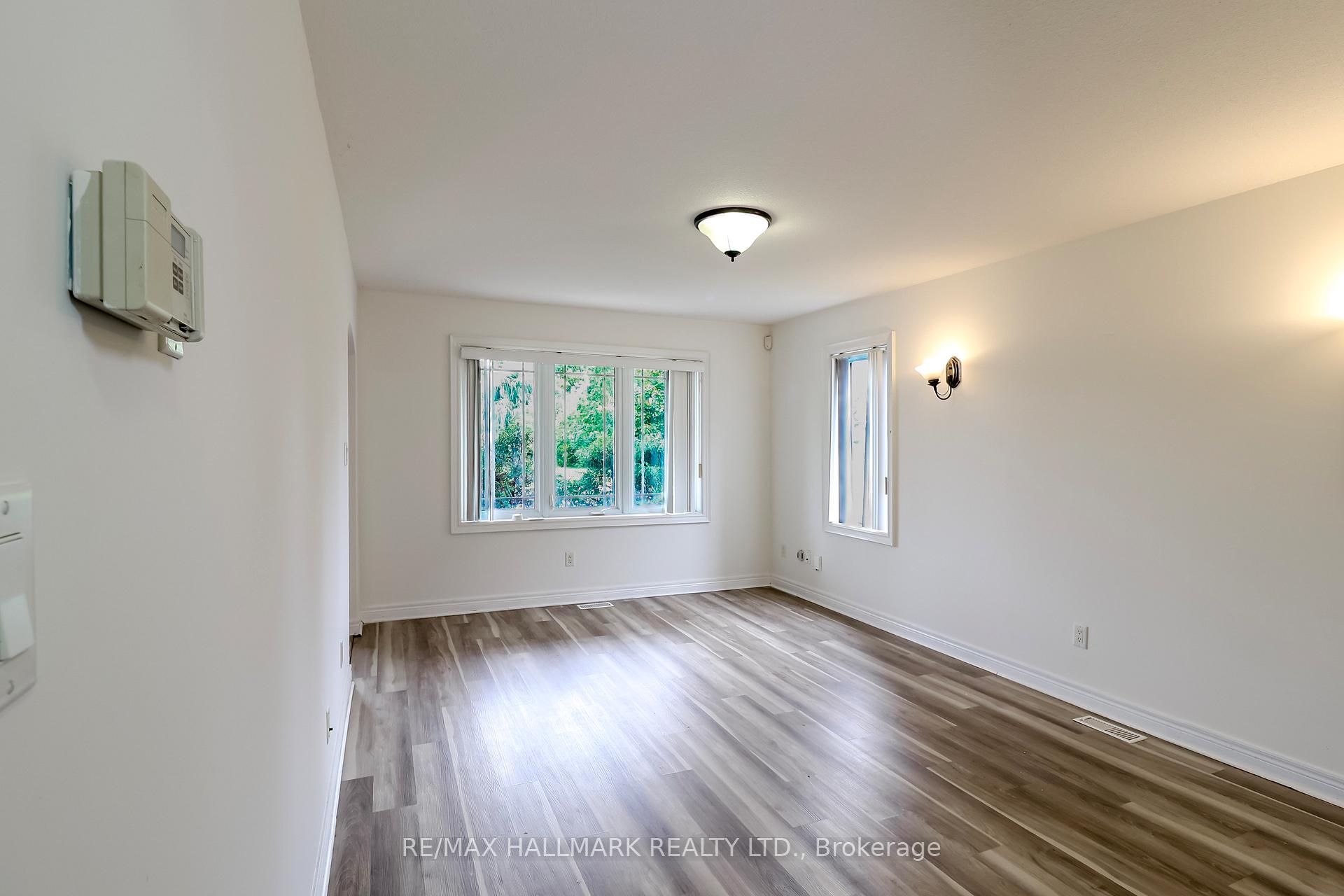 Photo 8 of 138 Colbeck Drive, Welland, Coyle Creek — HOMEH