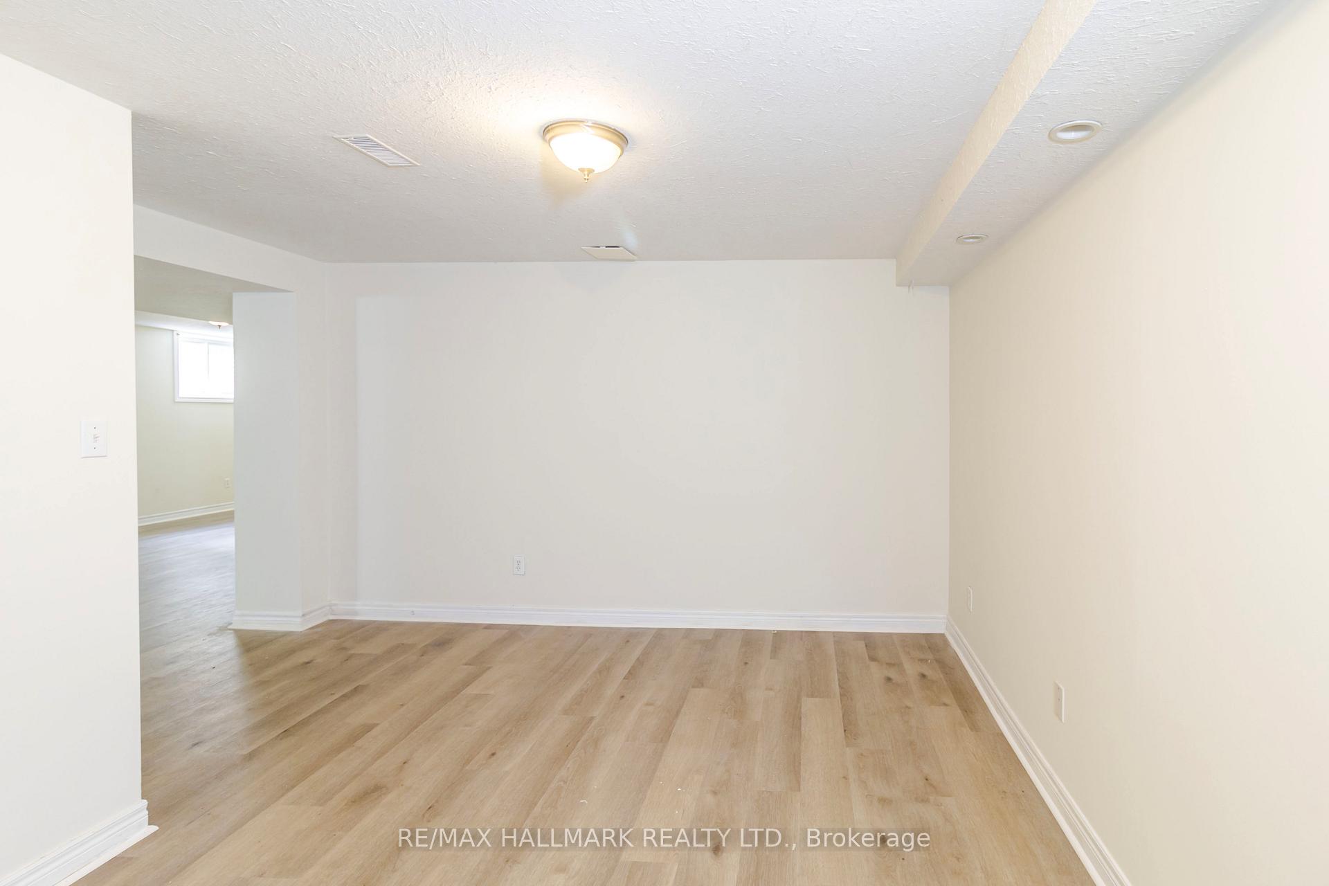 Photo 7 of 138 Colbeck Drive, Welland, Coyle Creek — HOMEH