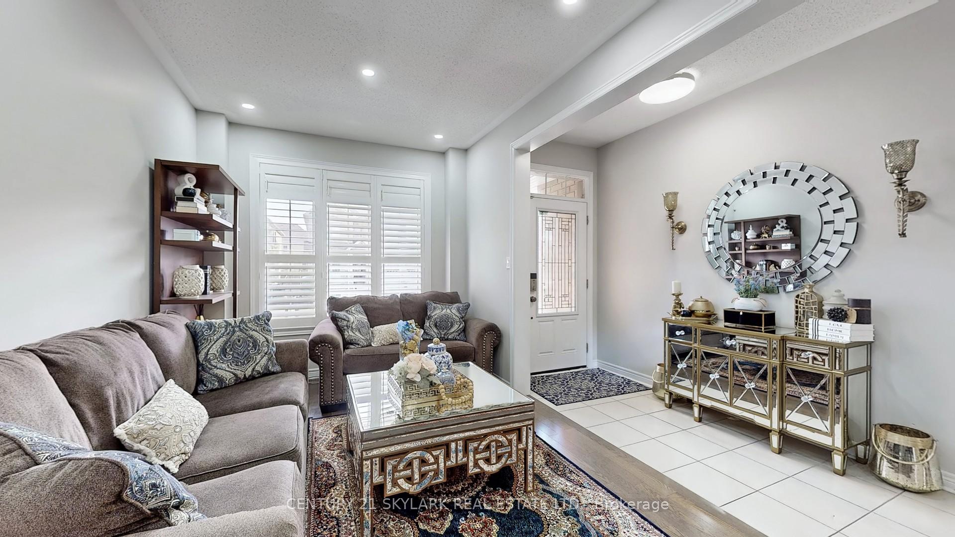 Photo 3 of 88 Zelda Road W, Brampton, Sandringham-Wellington North — HOMEH