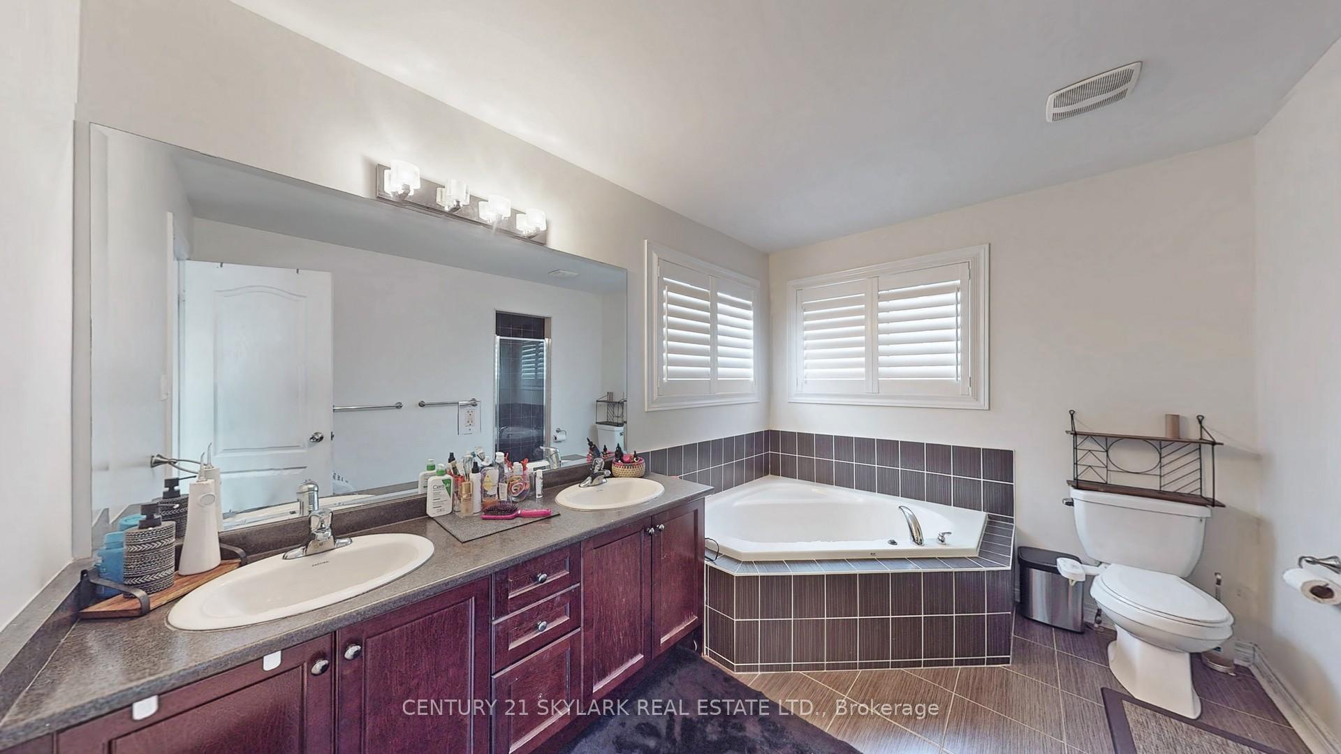 Photo 22 of 88 Zelda Road W, Brampton, Sandringham-Wellington North — HOMEH