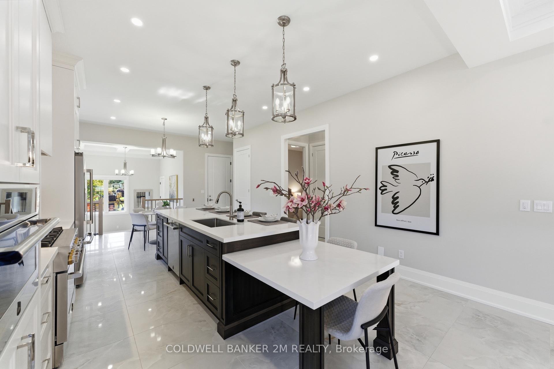 Photo 18 of 10 St. Augustine Drive, Whitby, Brooklin — HOMEH