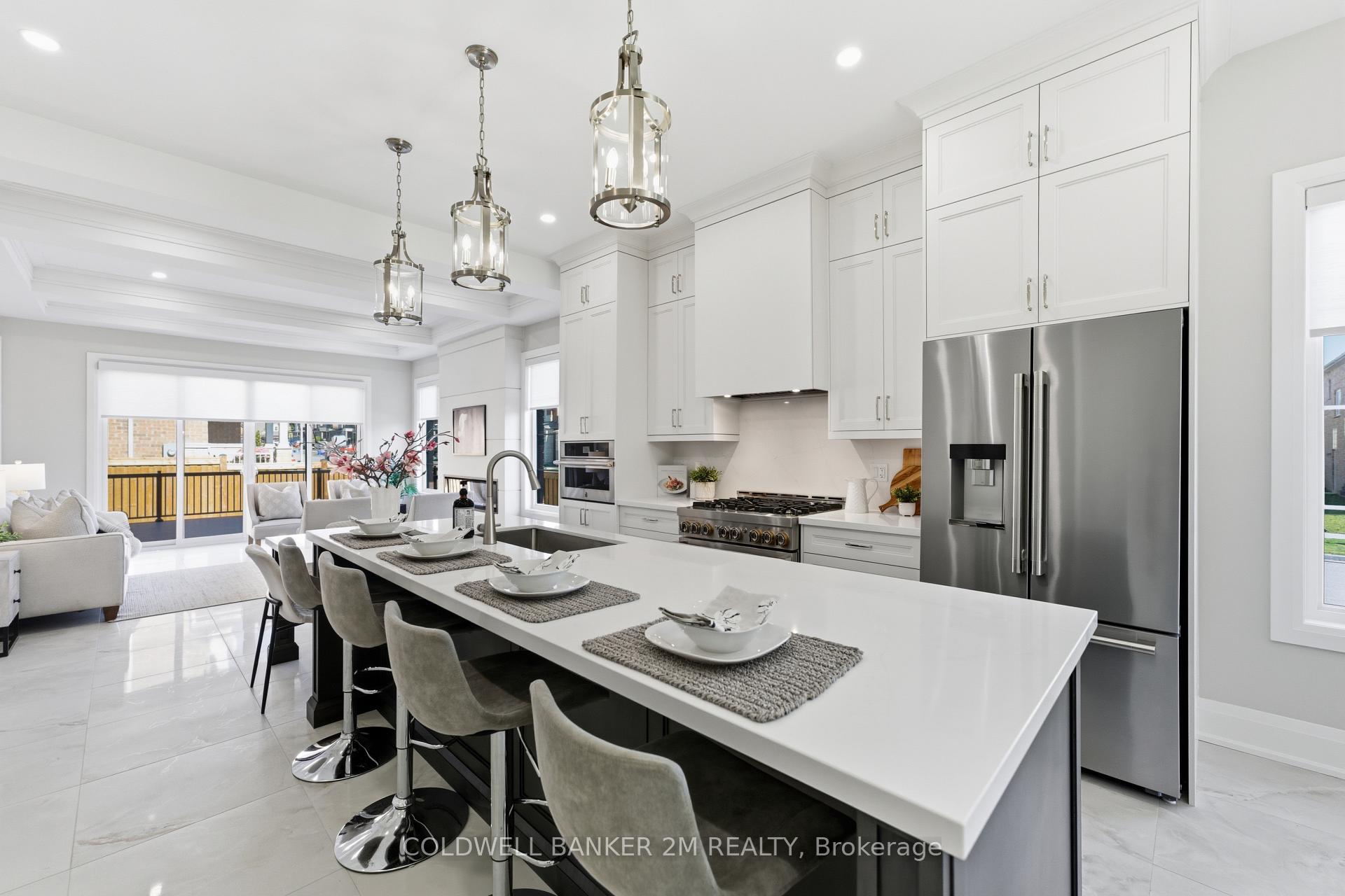 Photo 4 of 10 St. Augustine Drive, Whitby, Brooklin — HOMEH