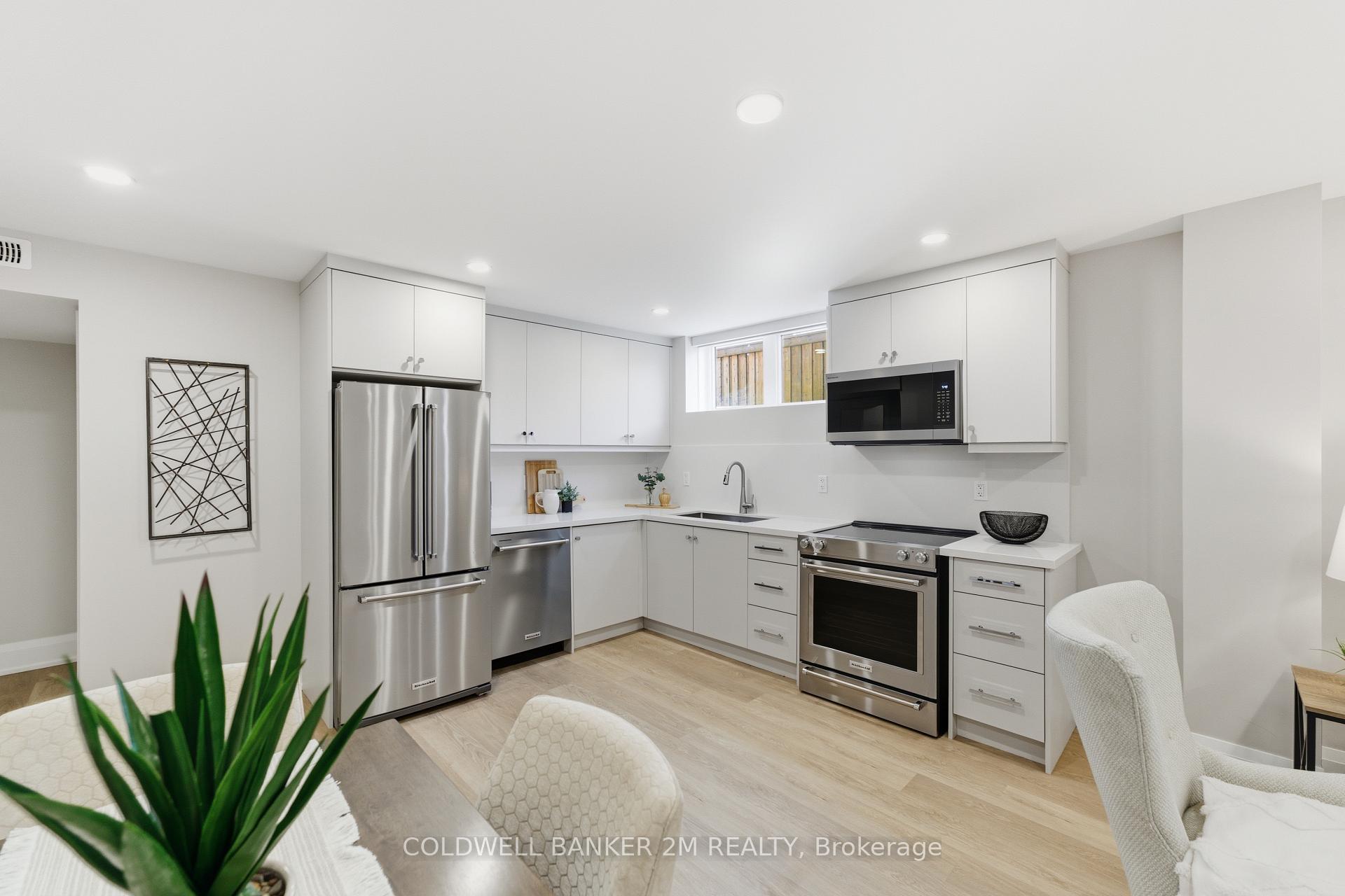 Photo 37 of 10 St. Augustine Drive, Whitby, Brooklin — HOMEH