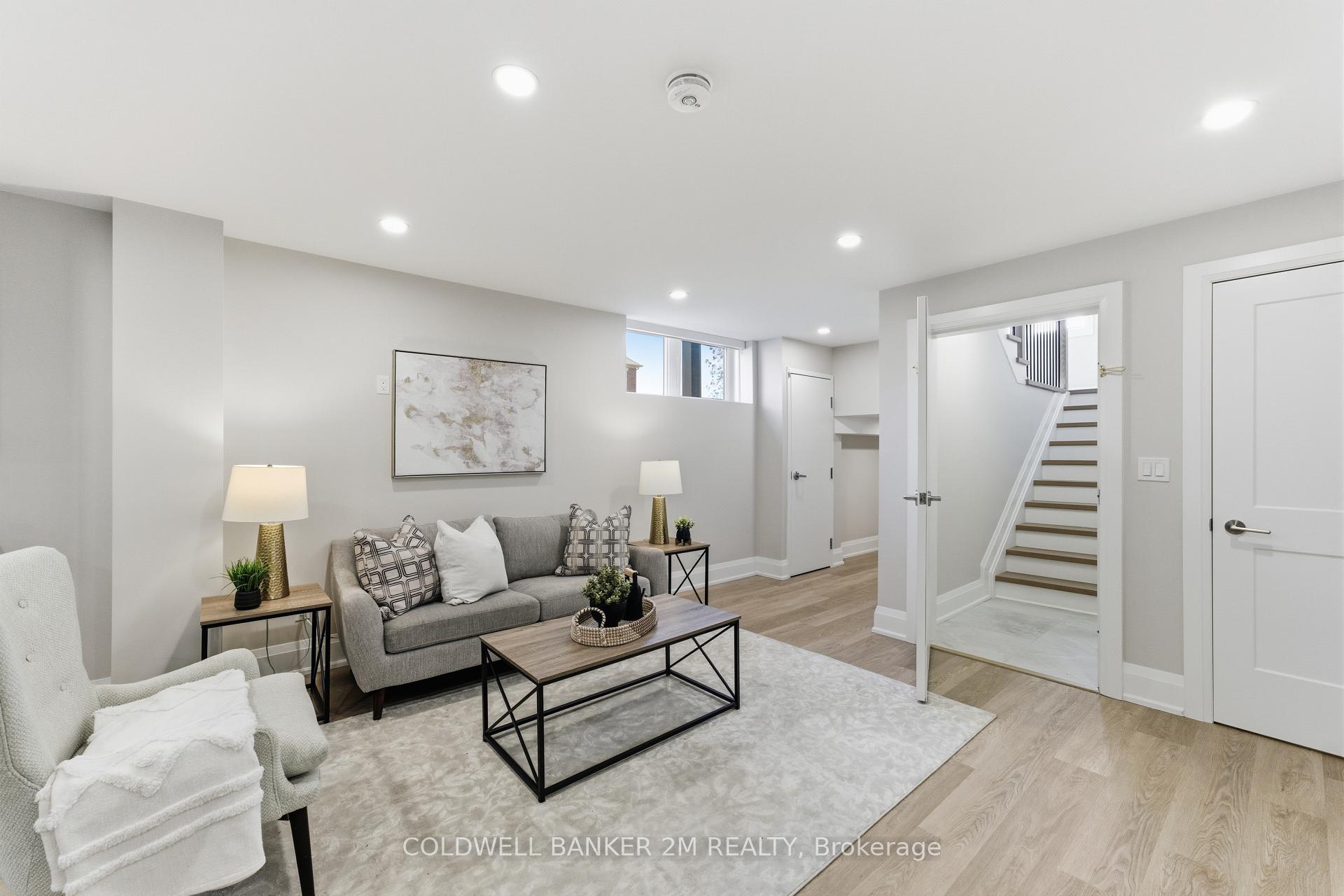 Photo 17 of 10 St. Augustine Drive, Whitby, Brooklin — HOMEH