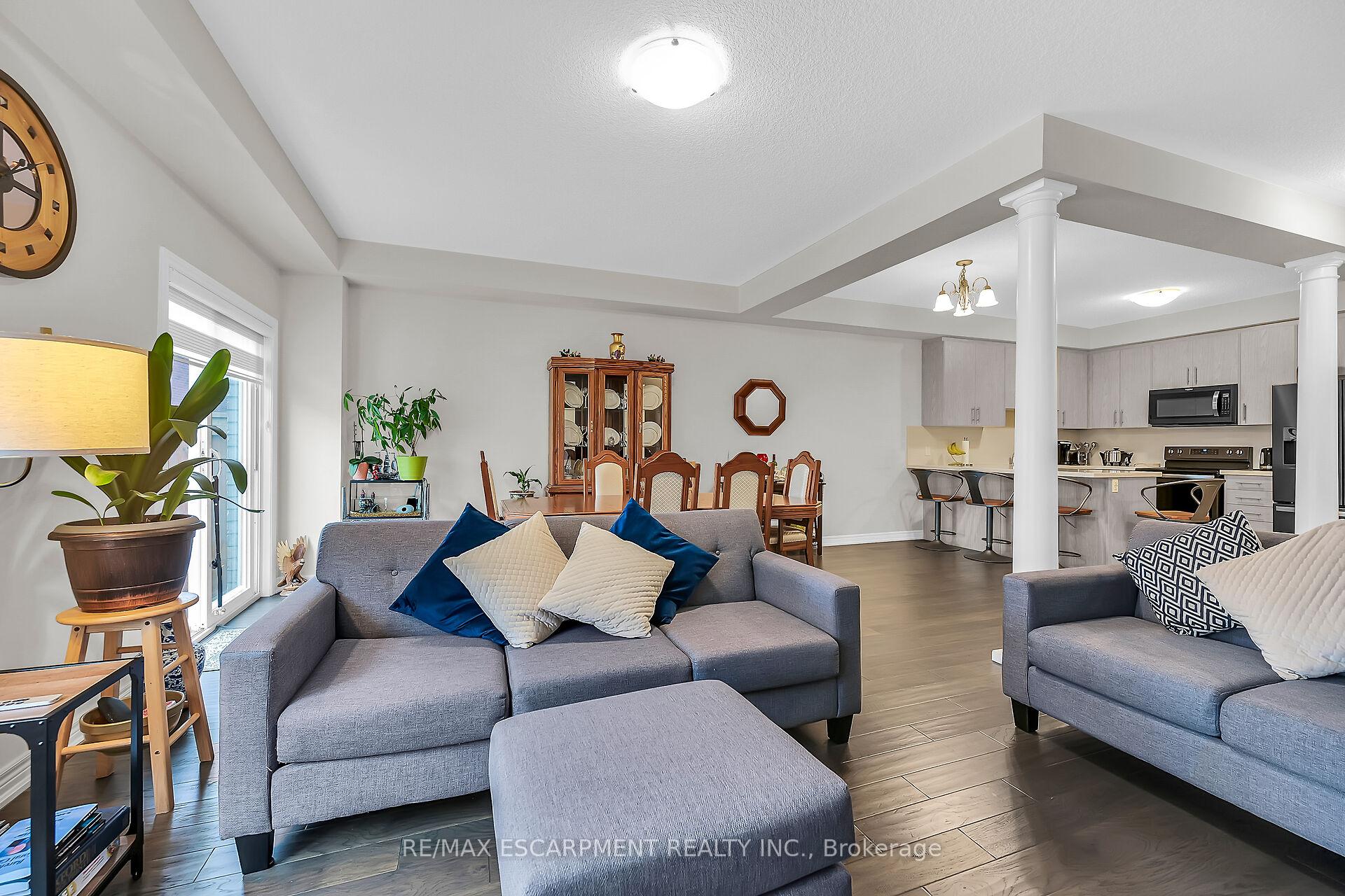 Photo 8 of 55 Rockledge Drive, Hamilton, Hannon — HOMEH