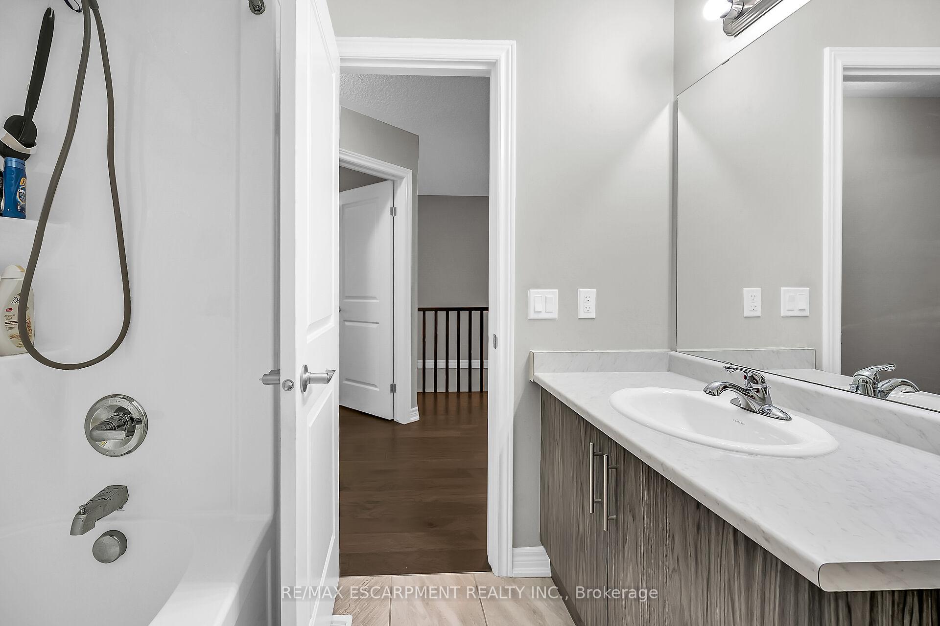 Photo 30 of 55 Rockledge Drive, Hamilton, Hannon — HOMEH