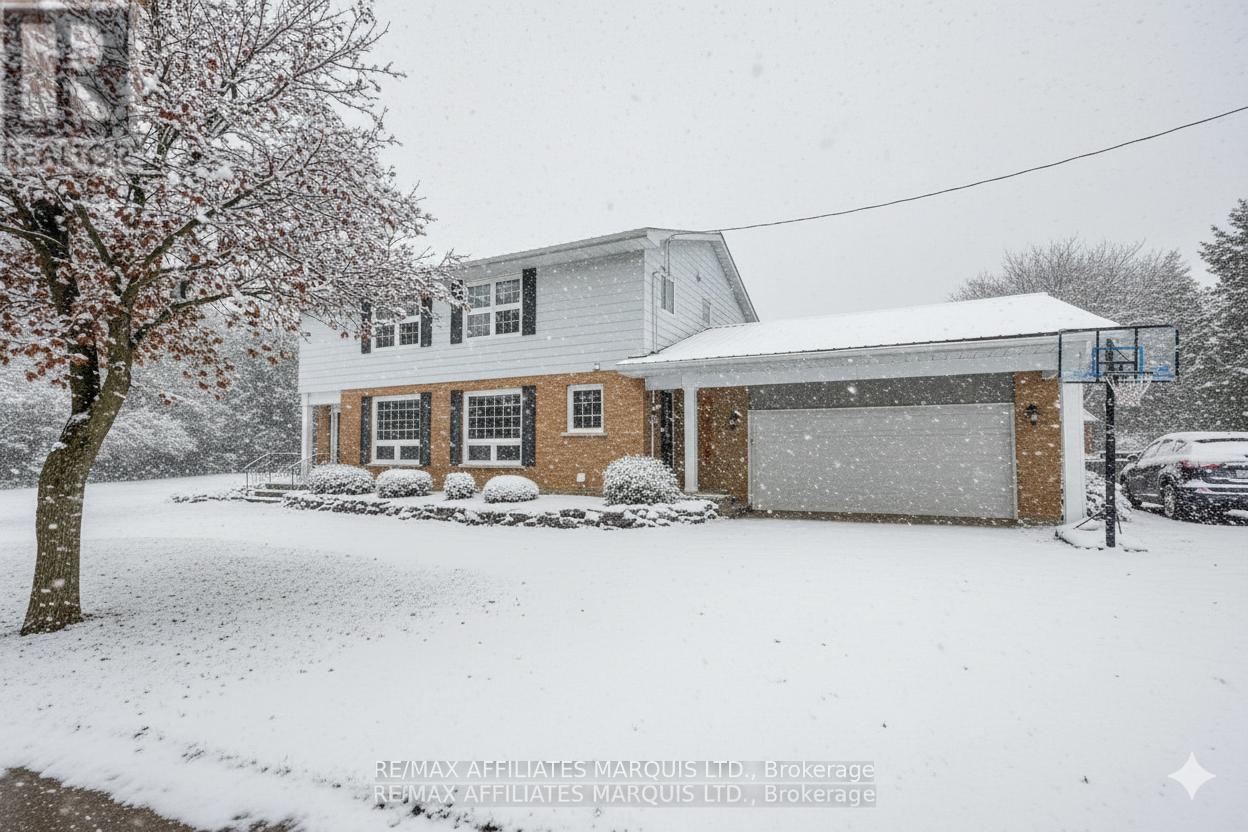 Photo 1 of 18201 County Rd 19, South Glengarry, South Glengarry (Charlottenburgh) Twp — HOMEH