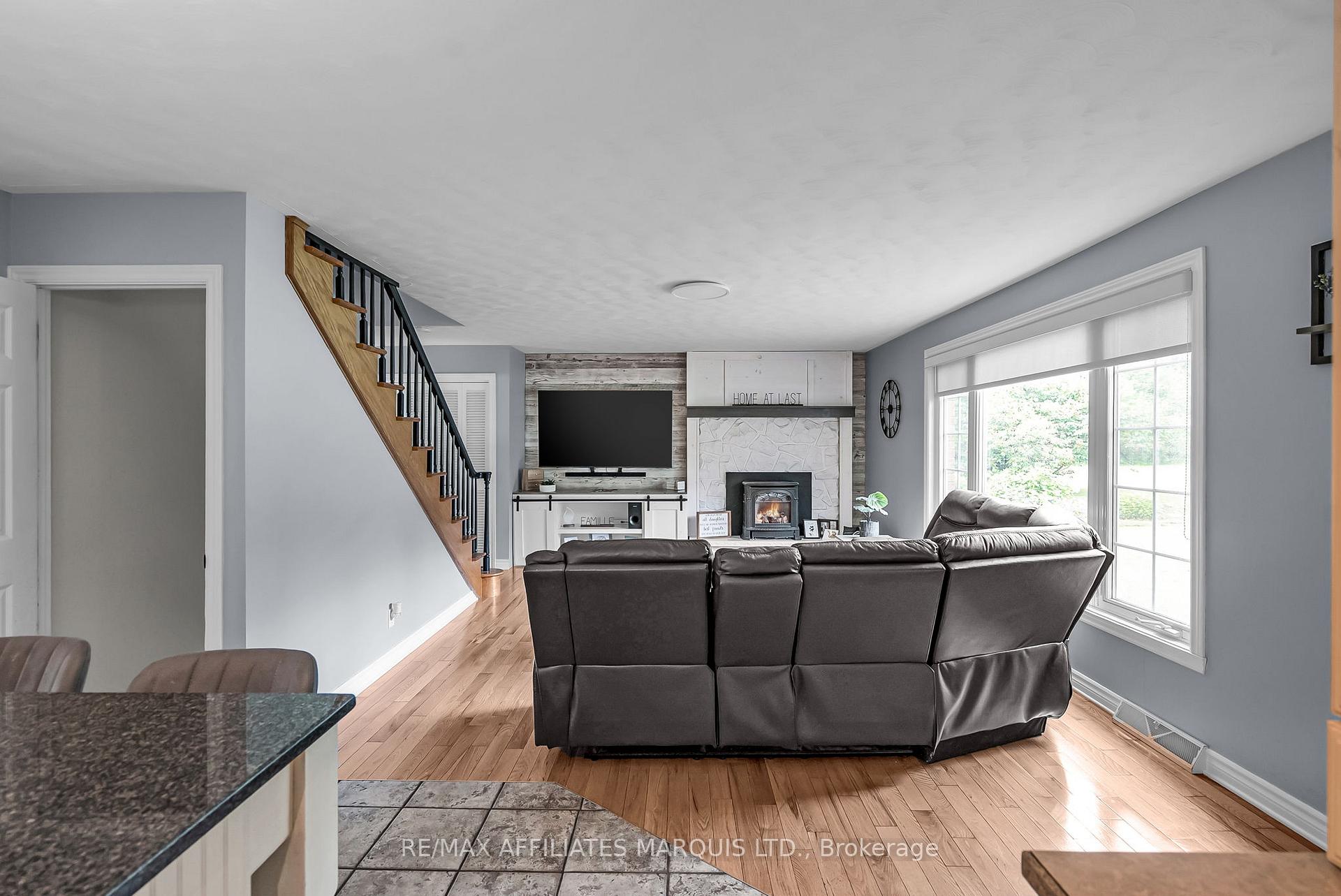 Photo 12 of 18201 County Rd 19, South Glengarry, South Glengarry (Charlottenburgh) Twp — HOMEH
