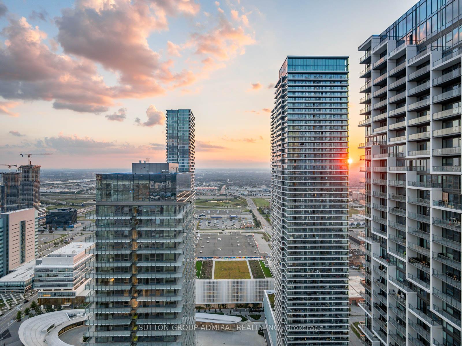 Photo 8 of Unit 4305, 7890 Jane Street, Vaughan, Concord — HOMEH