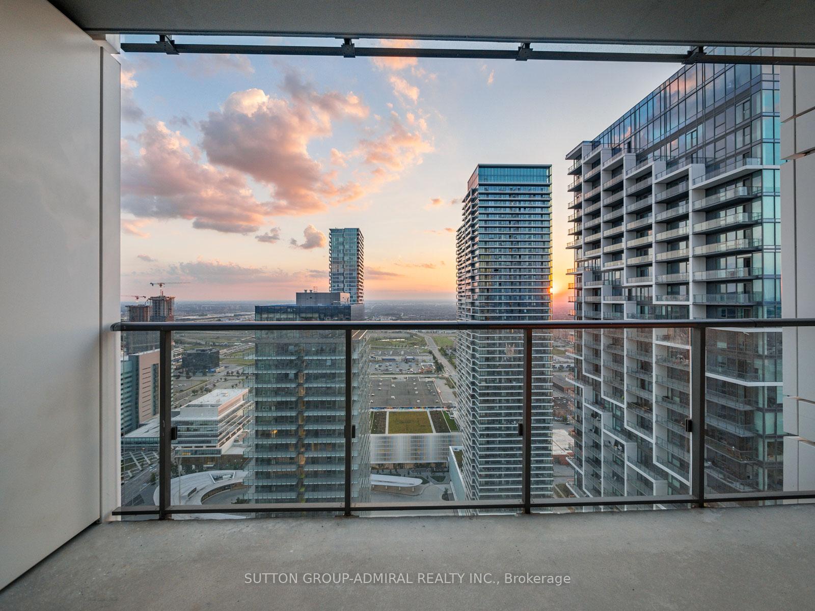 Photo 9 of Unit 4305, 7890 Jane Street, Vaughan, Concord — HOMEH