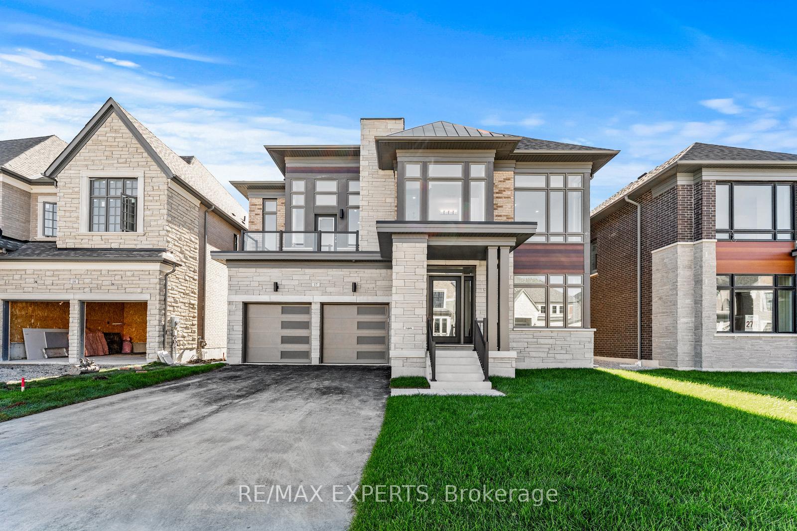 Front of 17 Saxby Farm Avenue