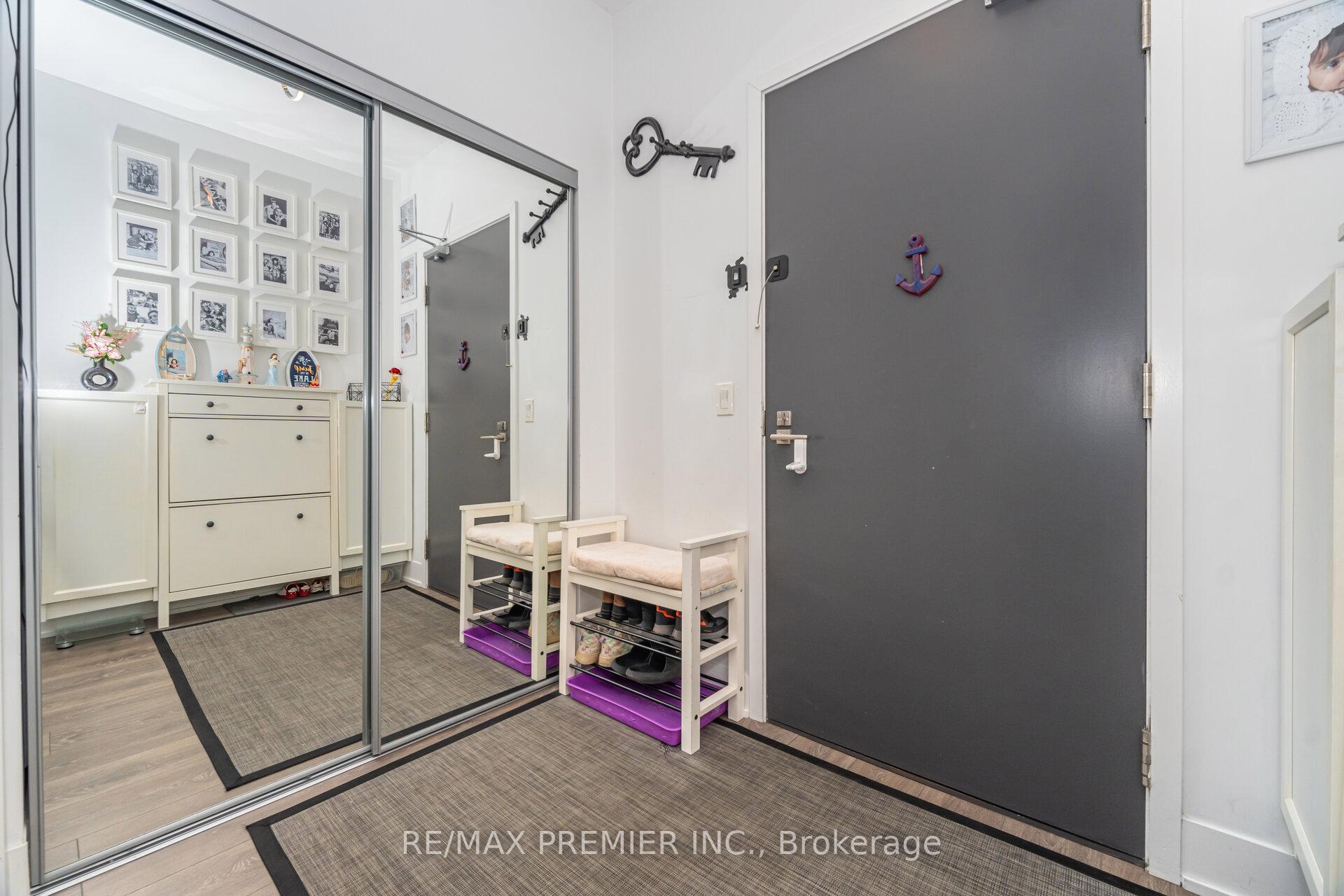 Photo 4 of Unit 2107, 2916 Highway 7 Road, Vaughan, Concord — HOMEH