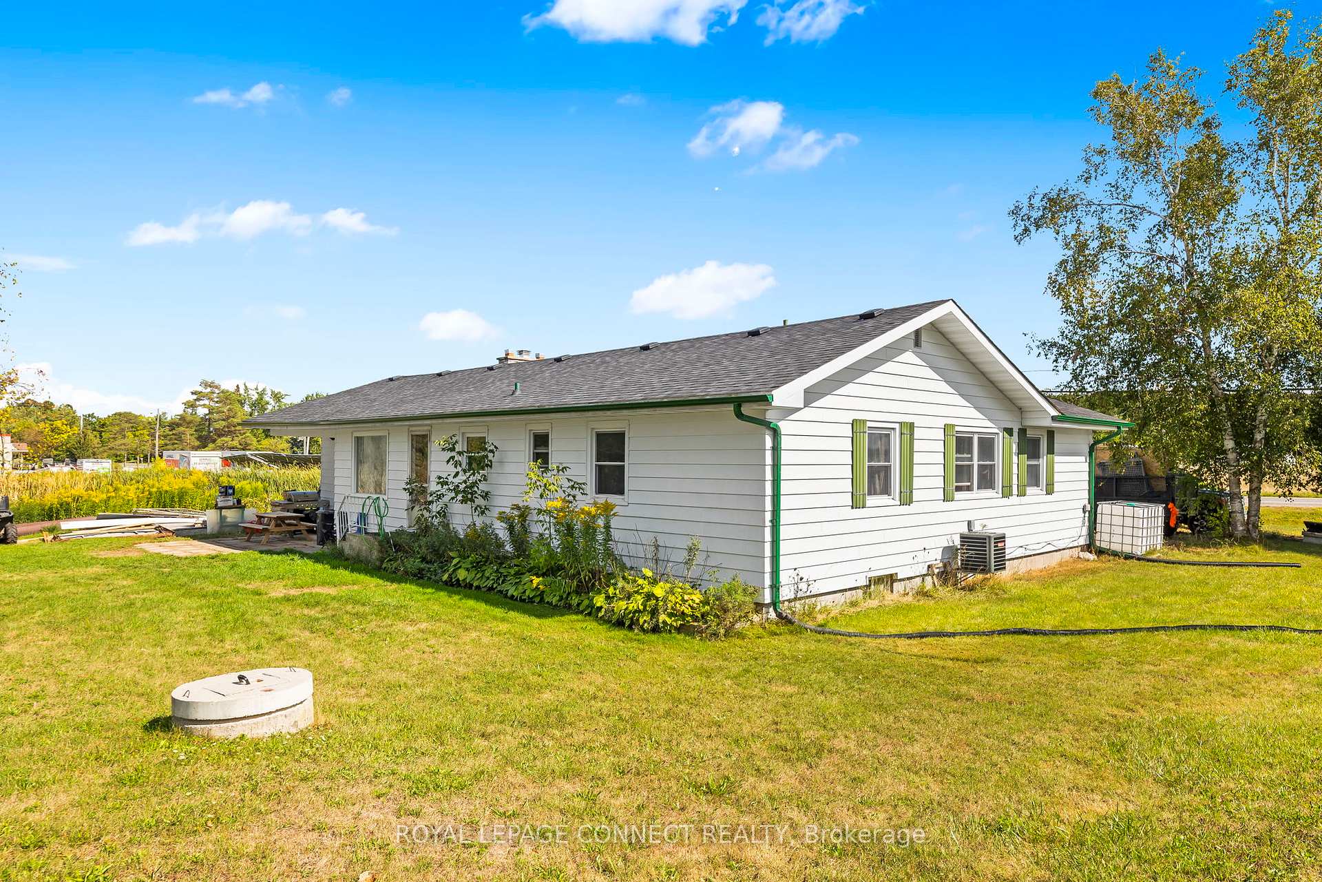 Photo 6 of 174 County Rd 4, Douro-Dummer — HOMEH