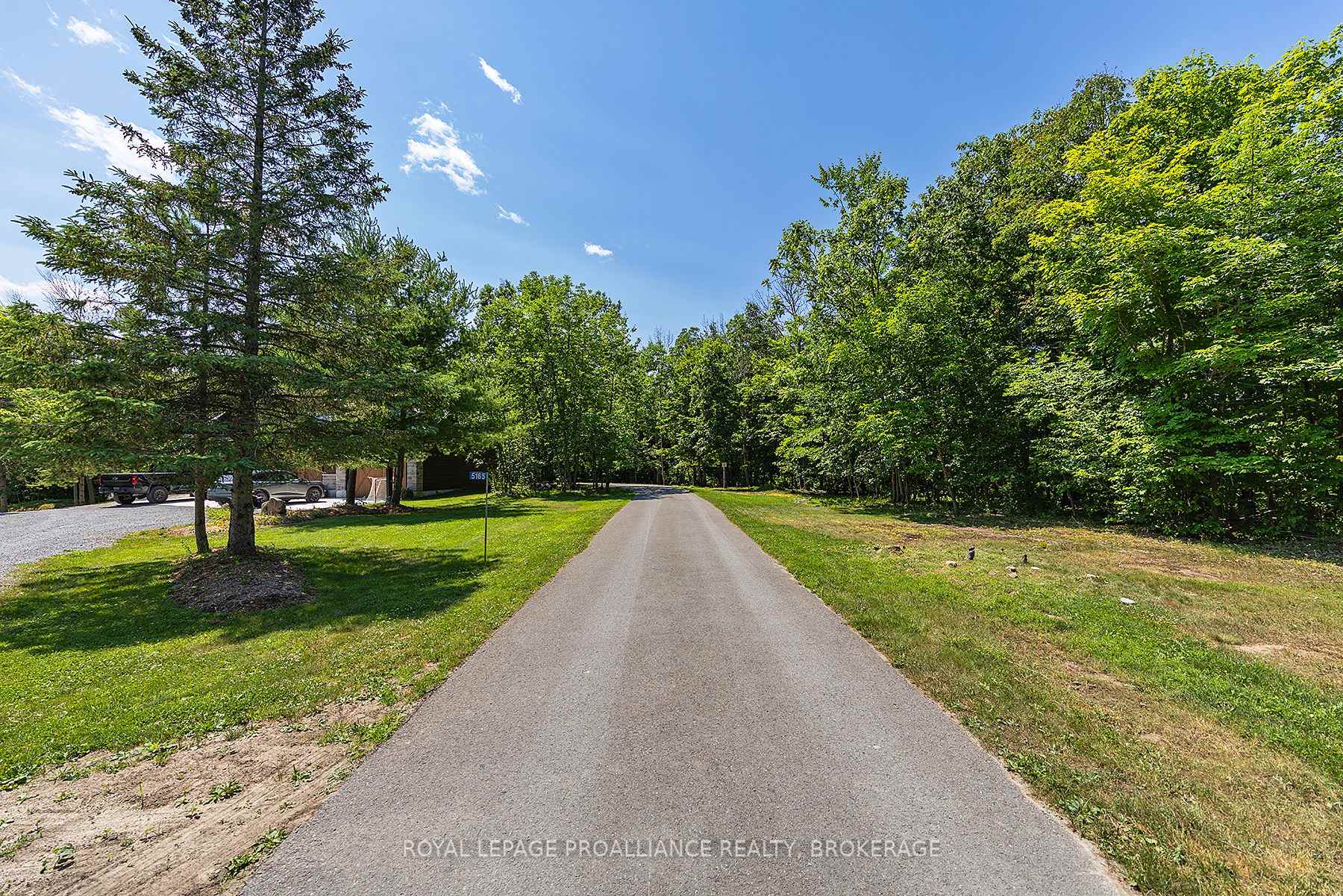Photo 3 of 5165 Valley Lane, Frontenac, Frontenac South — HOMEH