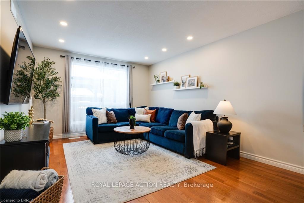 Photo 25 of 564 Grange Road, Guelph, Grange Road — HOMEH