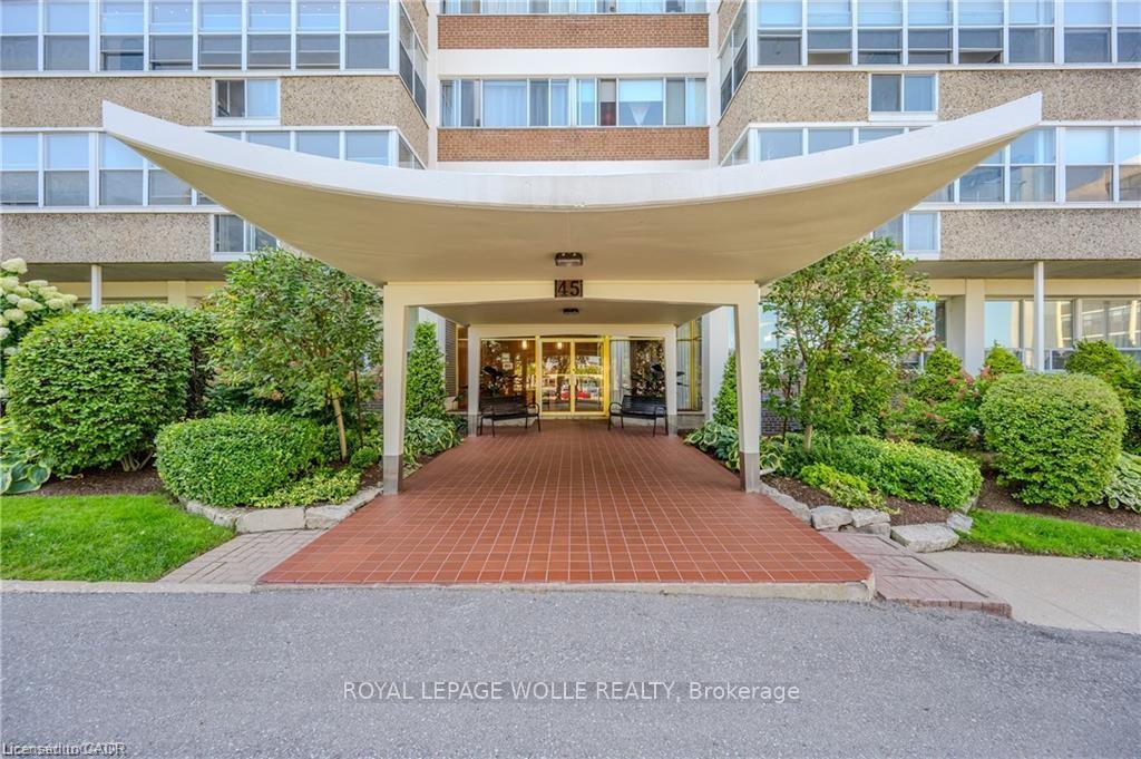 Photo 6 of Unit 603, 45 Westmount Road N, Waterloo — HOMEH