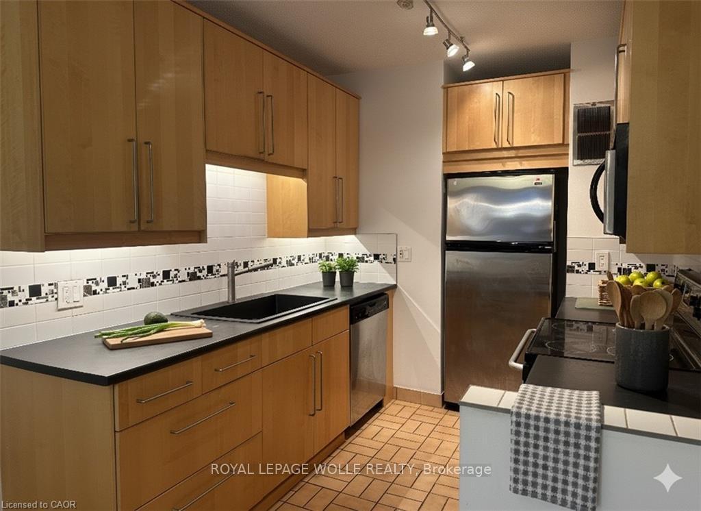 Photo 13 of Unit 603, 45 Westmount Road N, Waterloo — HOMEH
