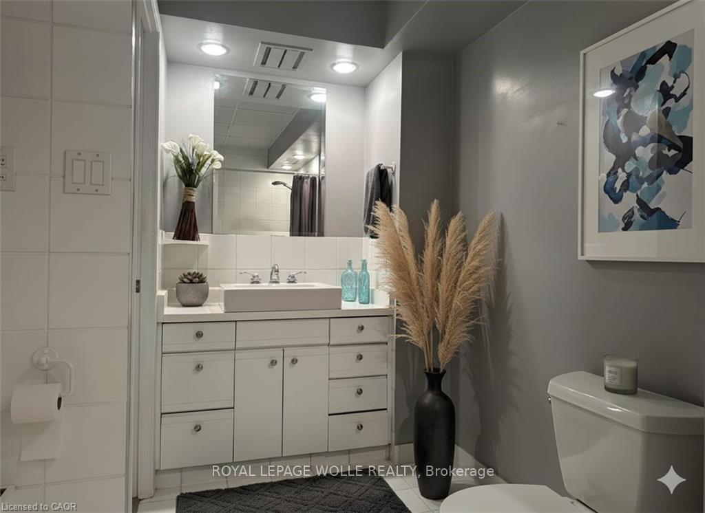 Photo 15 of Unit 603, 45 Westmount Road N, Waterloo — HOMEH