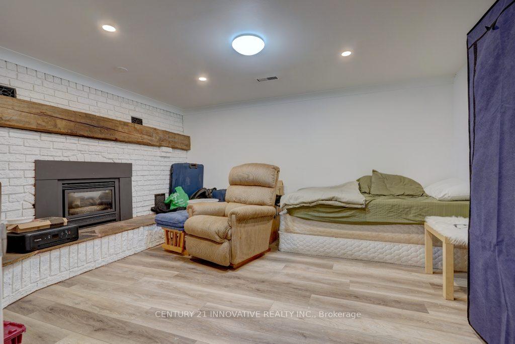 Photo 17 of 1431 Park Road S, Oshawa, Lakeview — HOMEH