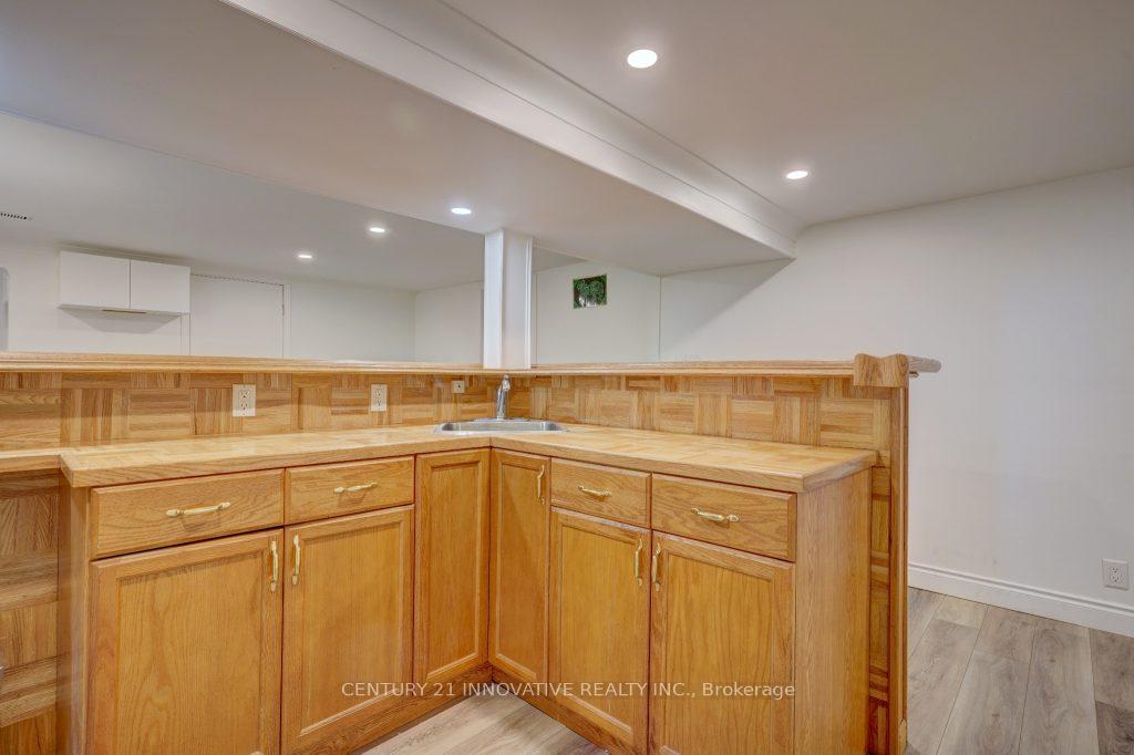 Photo 10 of 1431 Park Road S, Oshawa, Lakeview — HOMEH