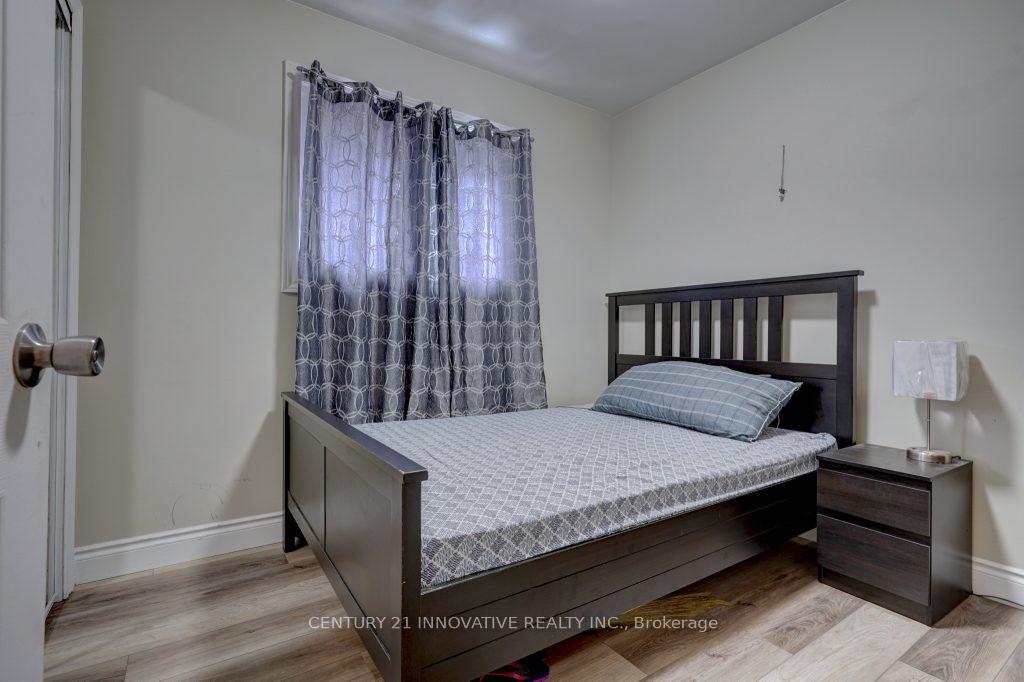 Photo 16 of 1431 Park Road S, Oshawa, Lakeview — HOMEH