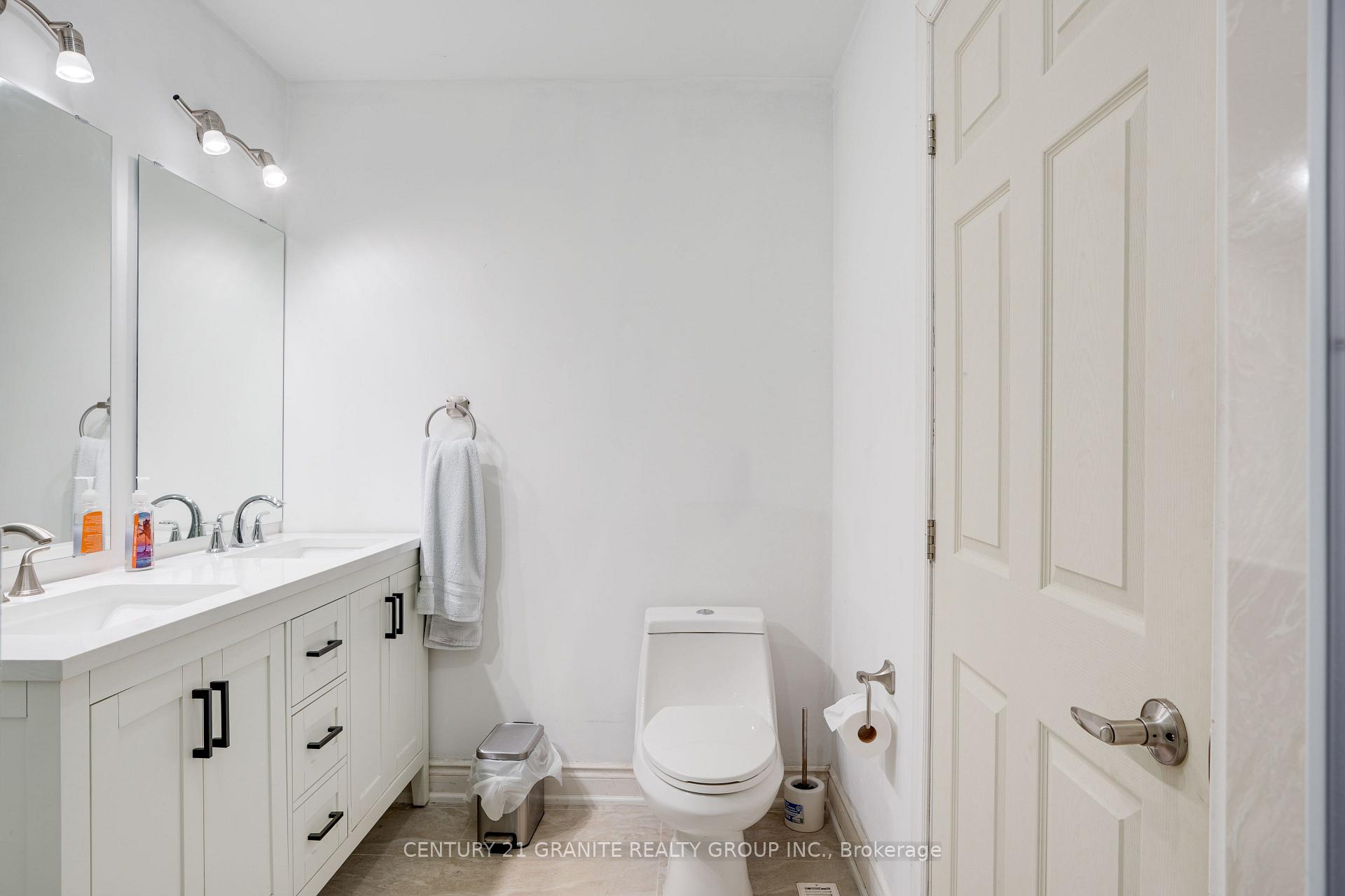 Photo 33 of 1049 Limerick Lake Road, Limerick — HOMEH