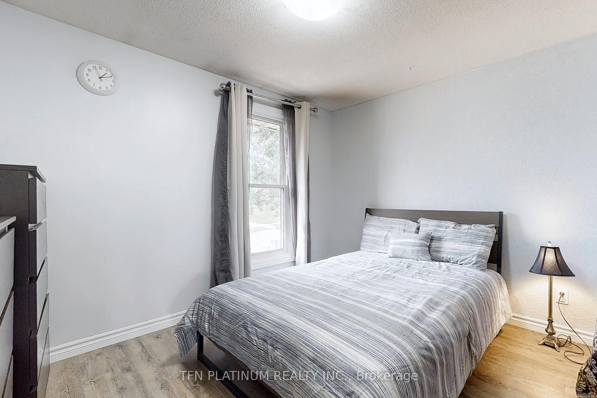Photo 16 of 91 Glamis Road, Cambridge, Greenway-Chaplin — HOMEH