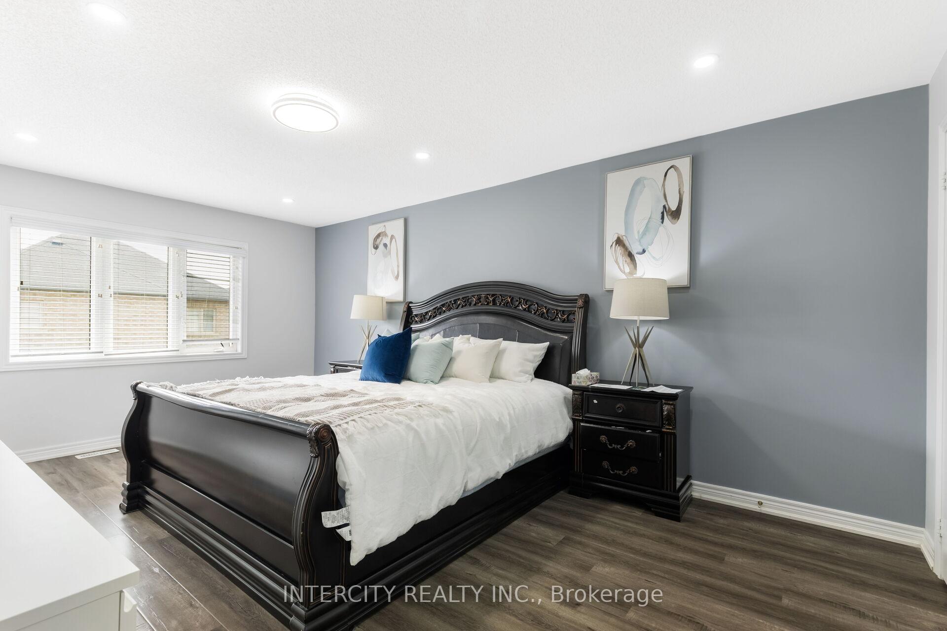 Photo 17 of 20 Vanderpool Crescent, Brampton, Bram East — HOMEH