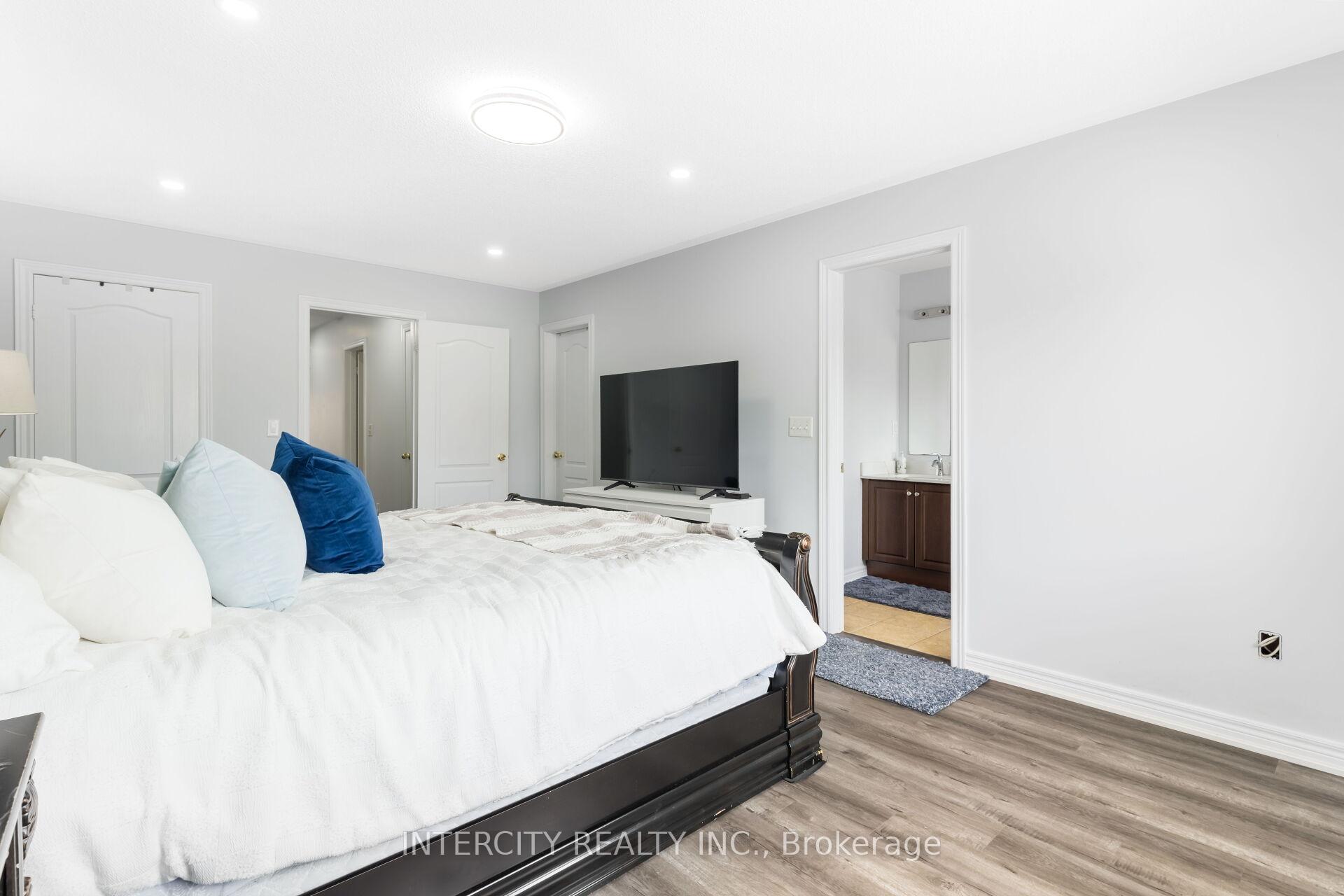 Photo 24 of 20 Vanderpool Crescent, Brampton, Bram East — HOMEH